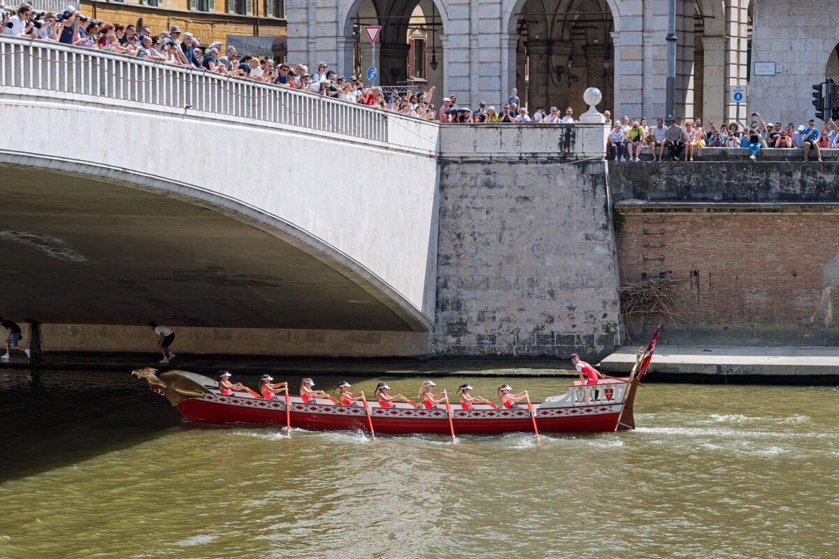 Pisa historical regatta maritime republics