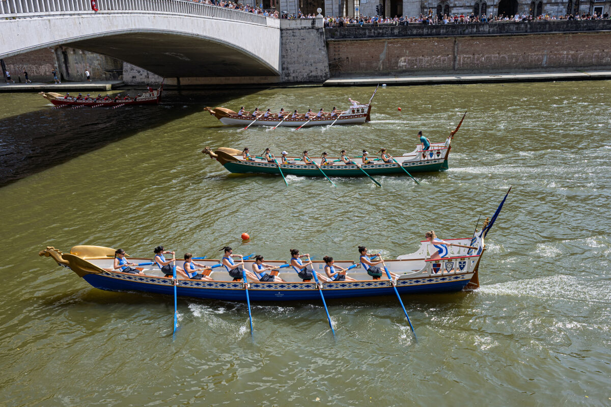 Pisa historical regatta maritime republics