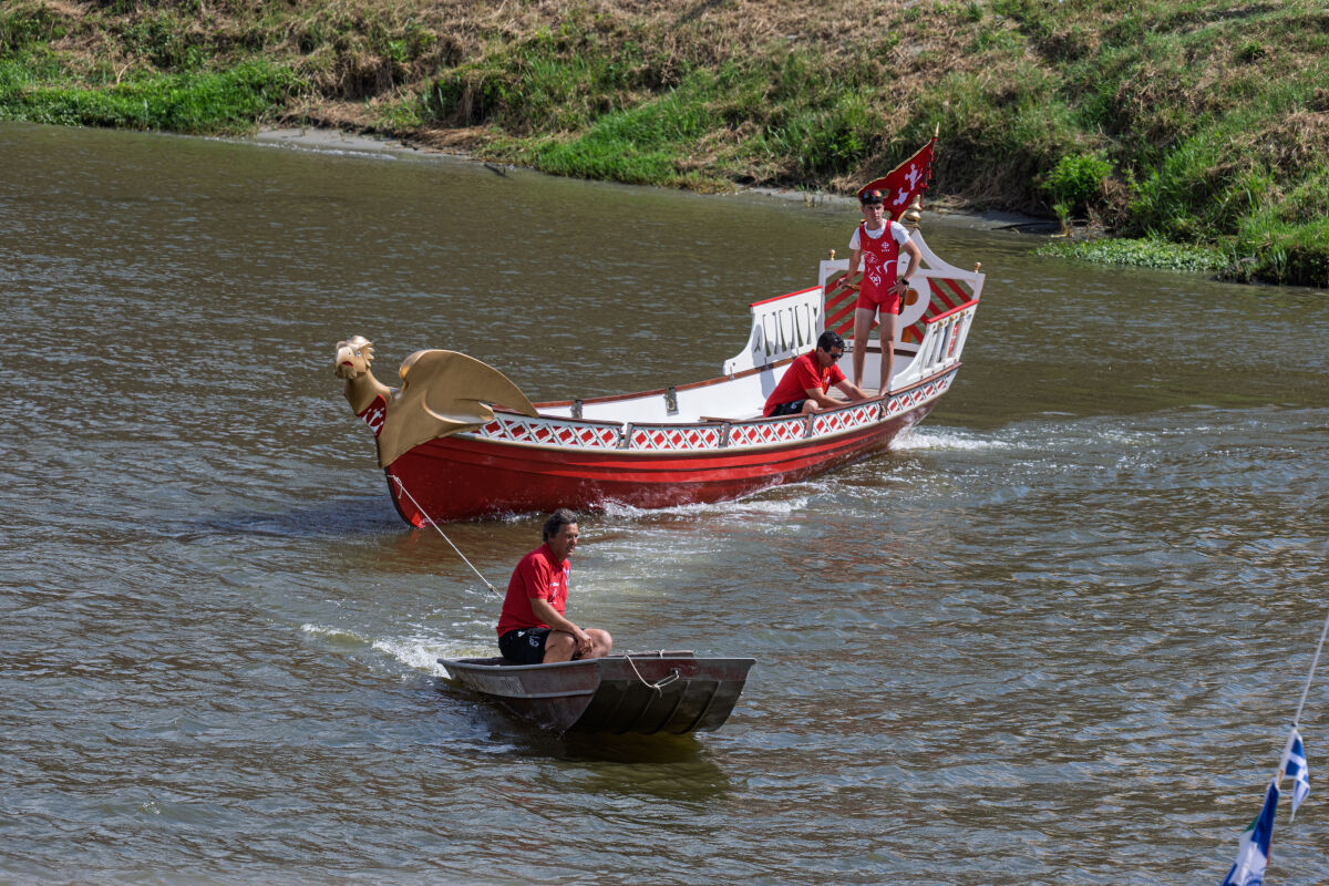 Pisa historical regatta maritime republics