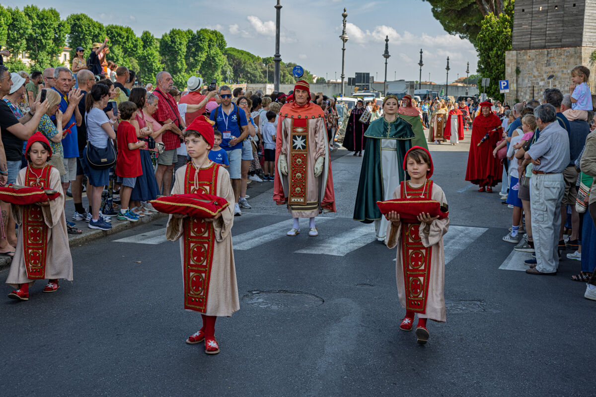 Pisa historical regatta maritime republics