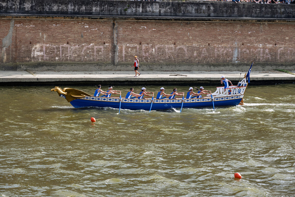 Pisa historical regatta maritime republics