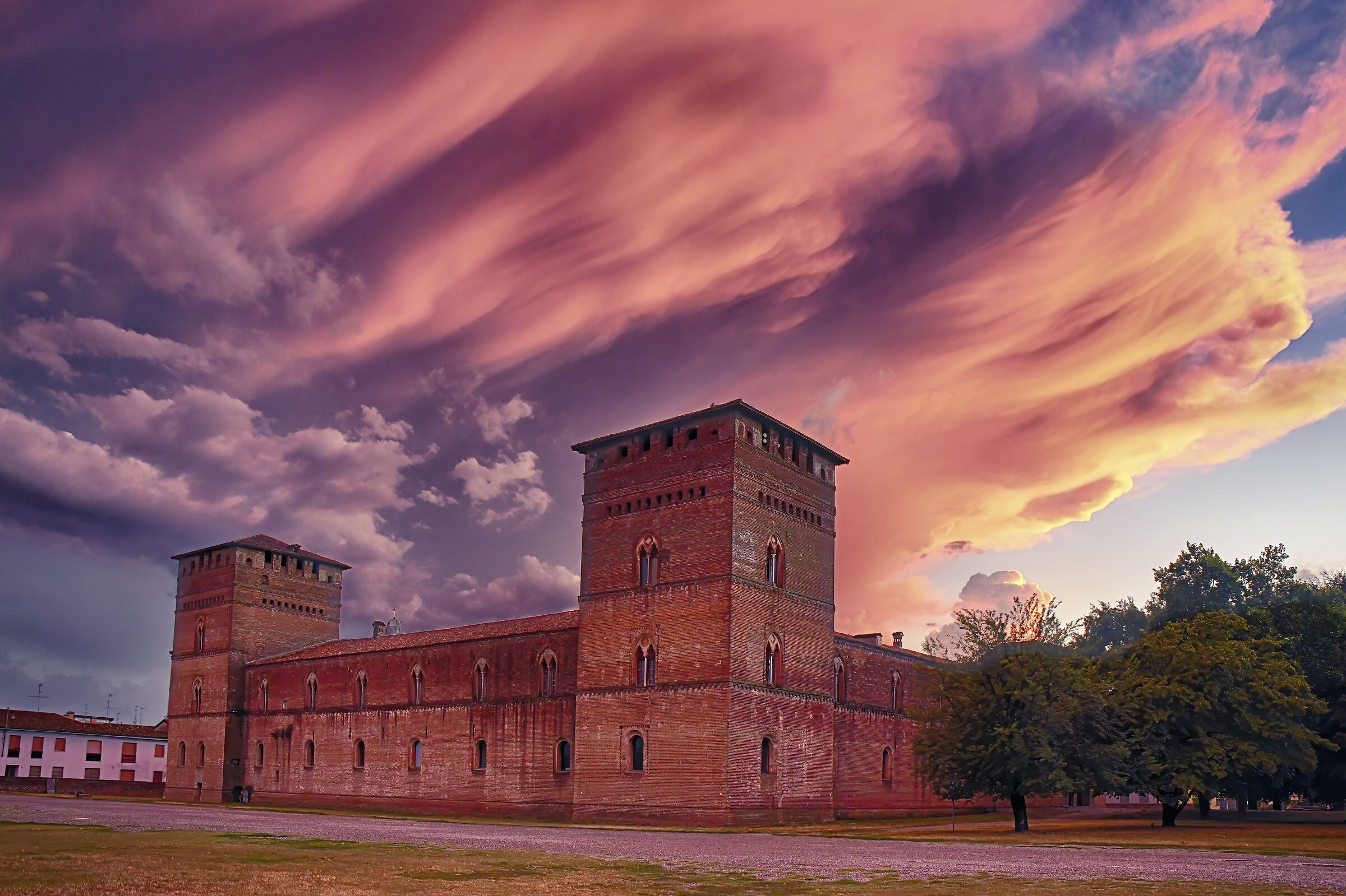 Tramonto molto speciale sul Castello