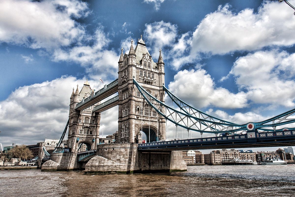 tower bridge