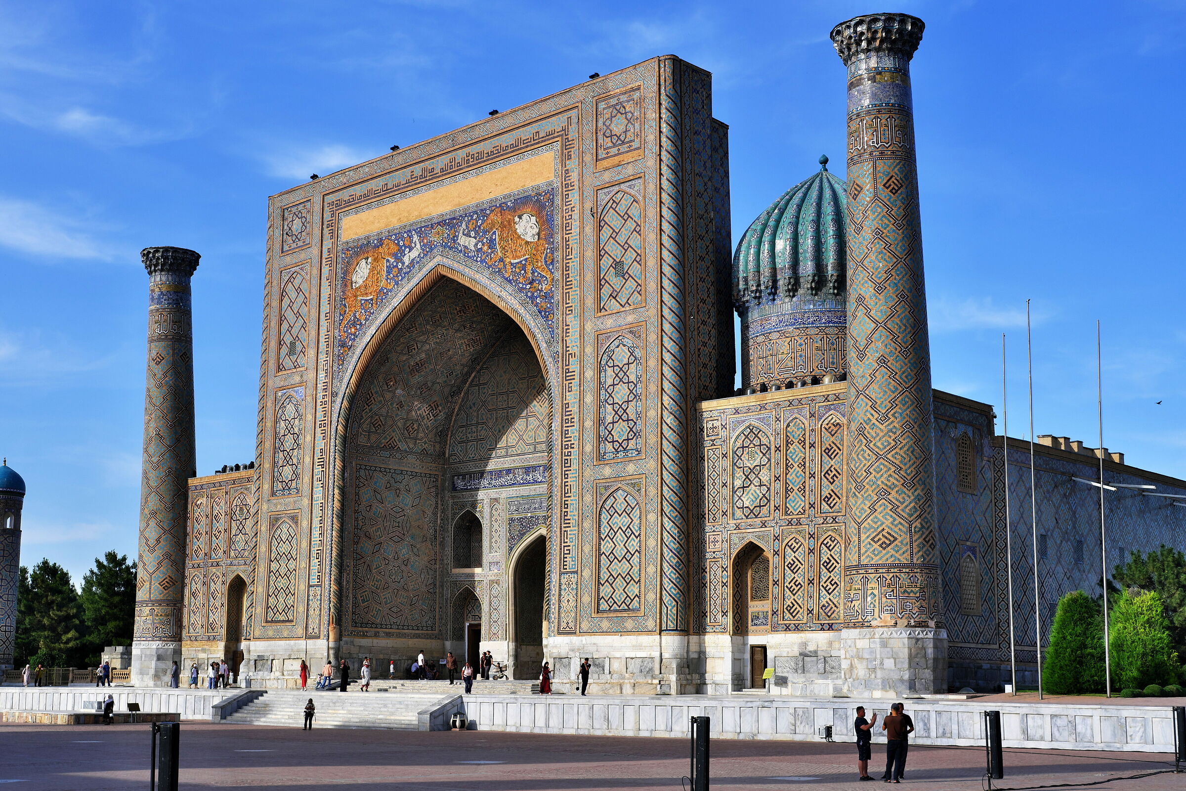 Registan (Samarcanda) - La madrasa Sher-Dor