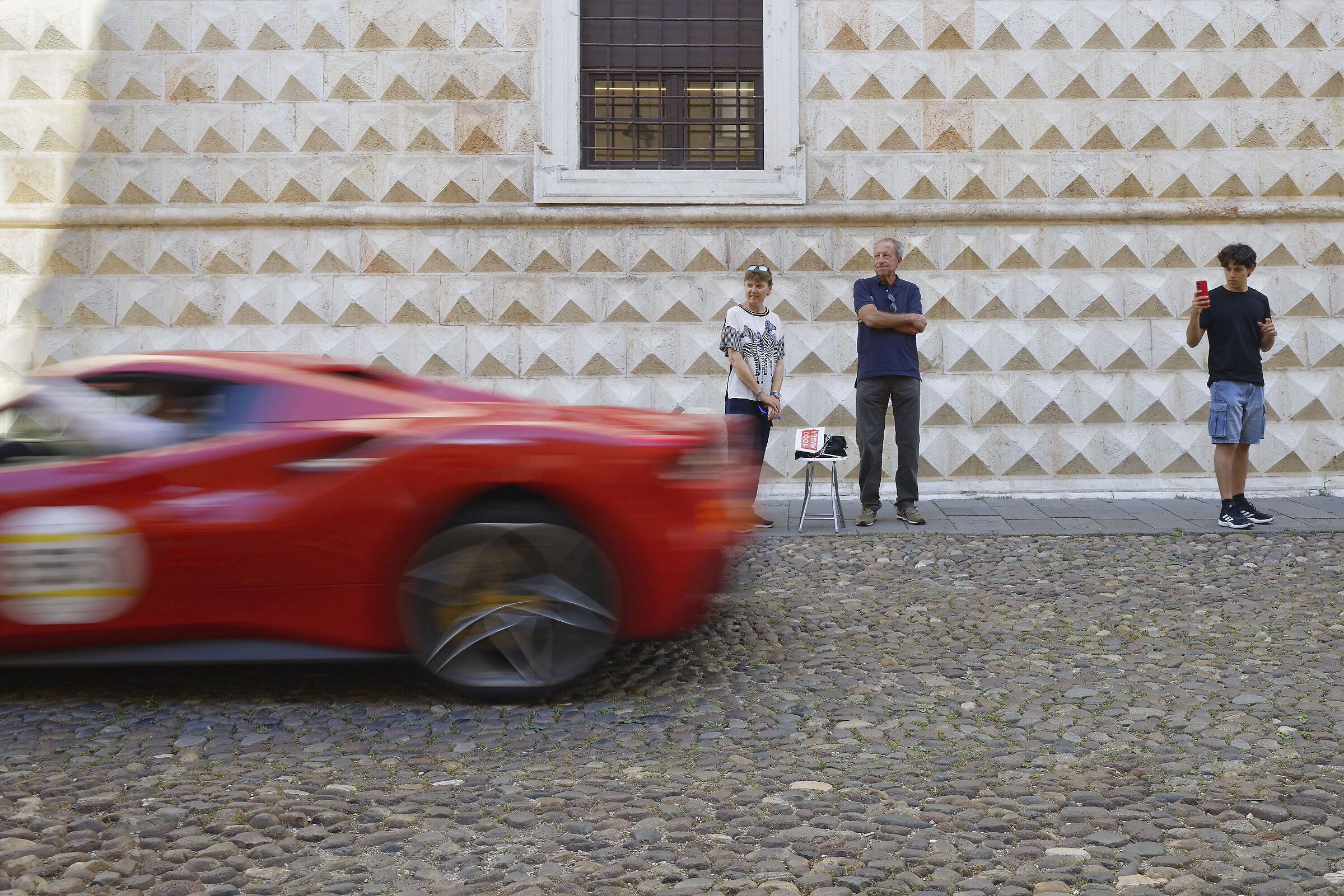 Ferrara, un battito lungo Mille Miglia
