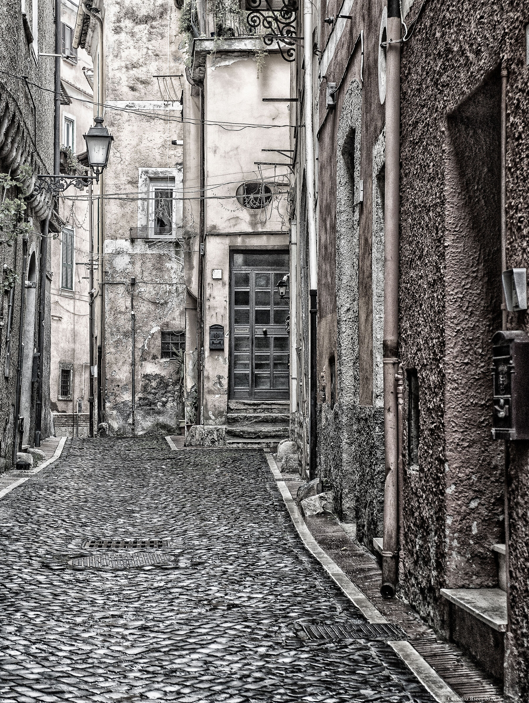 Quasi Astratto