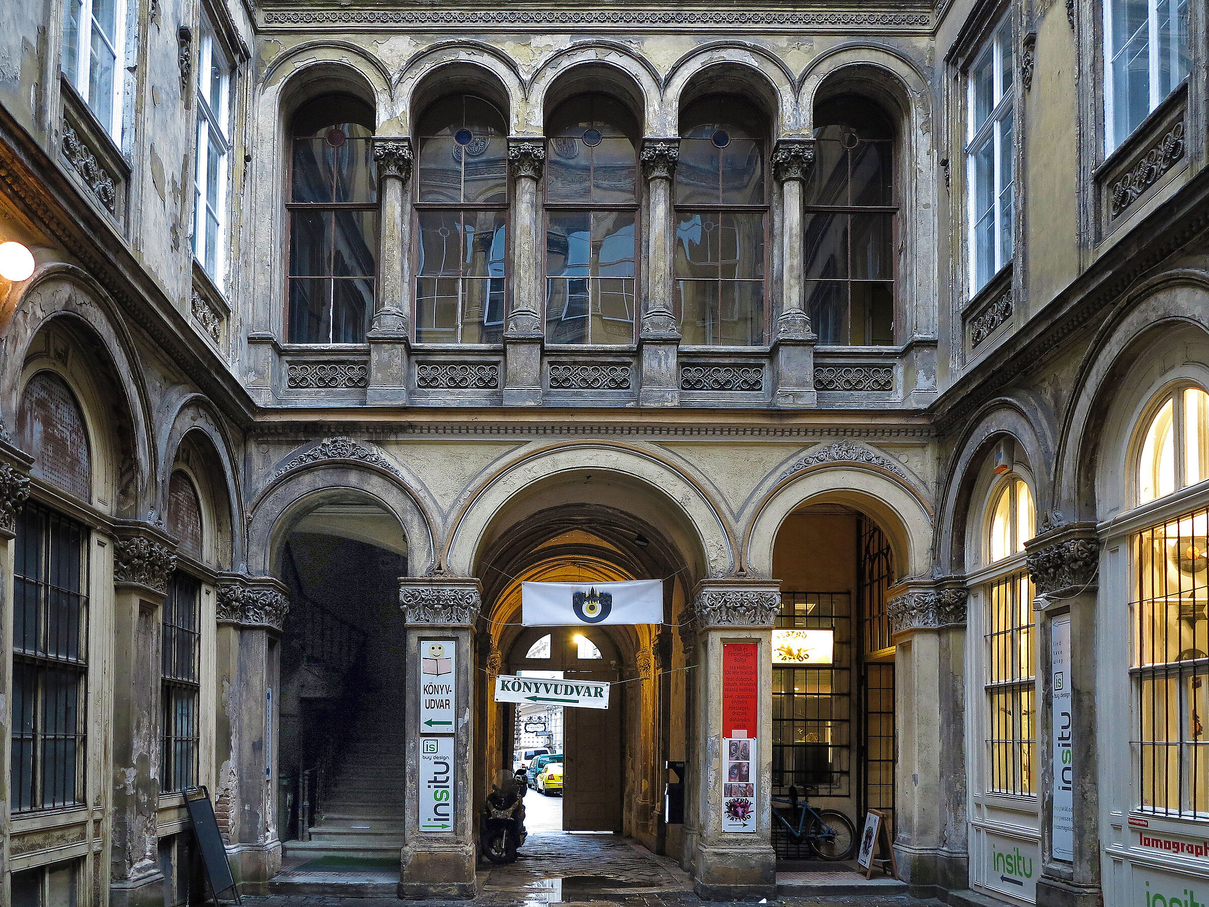 Inner courtyard of the Unger-ház - Budapest