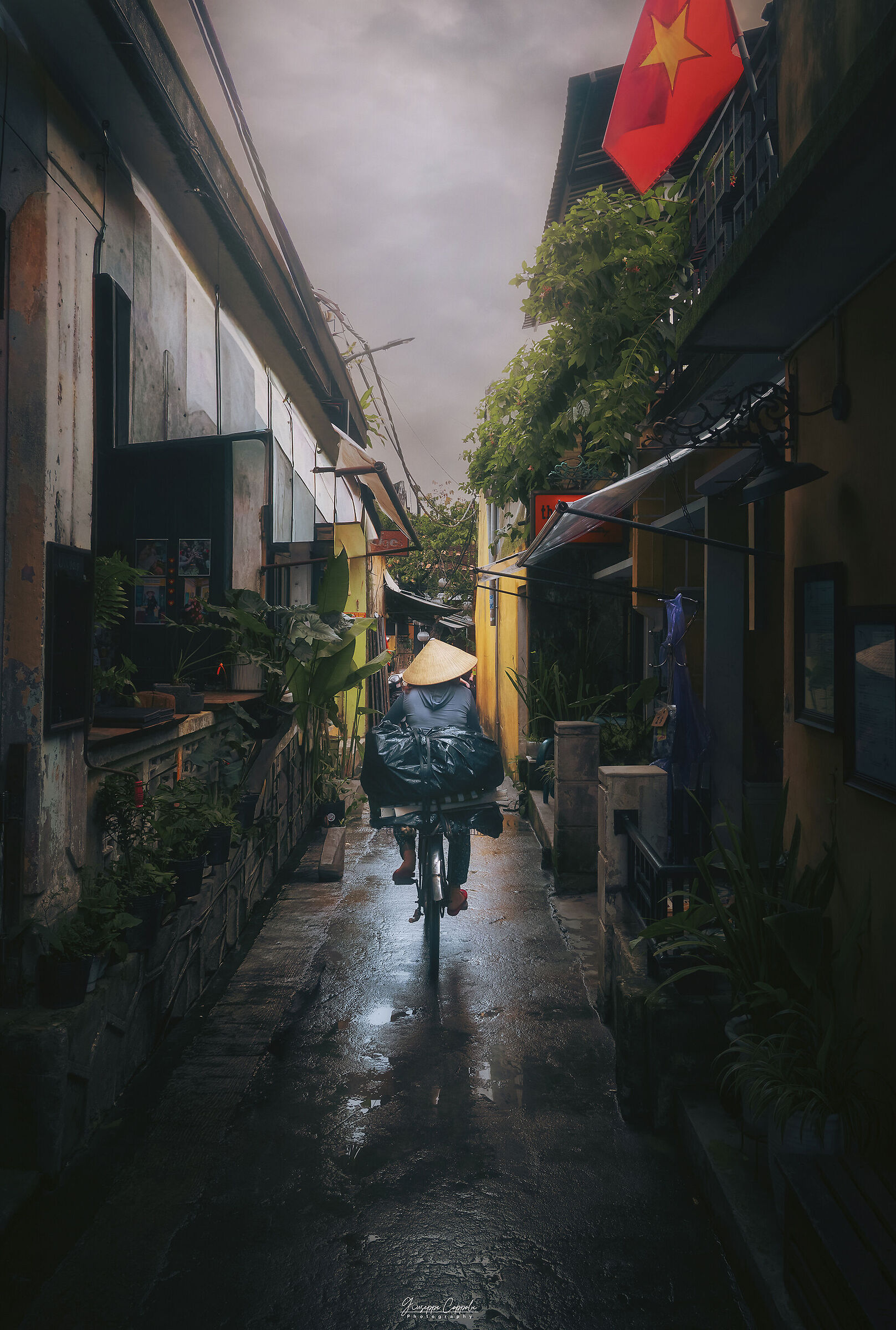 Alleys of Hoi An - Vietnam