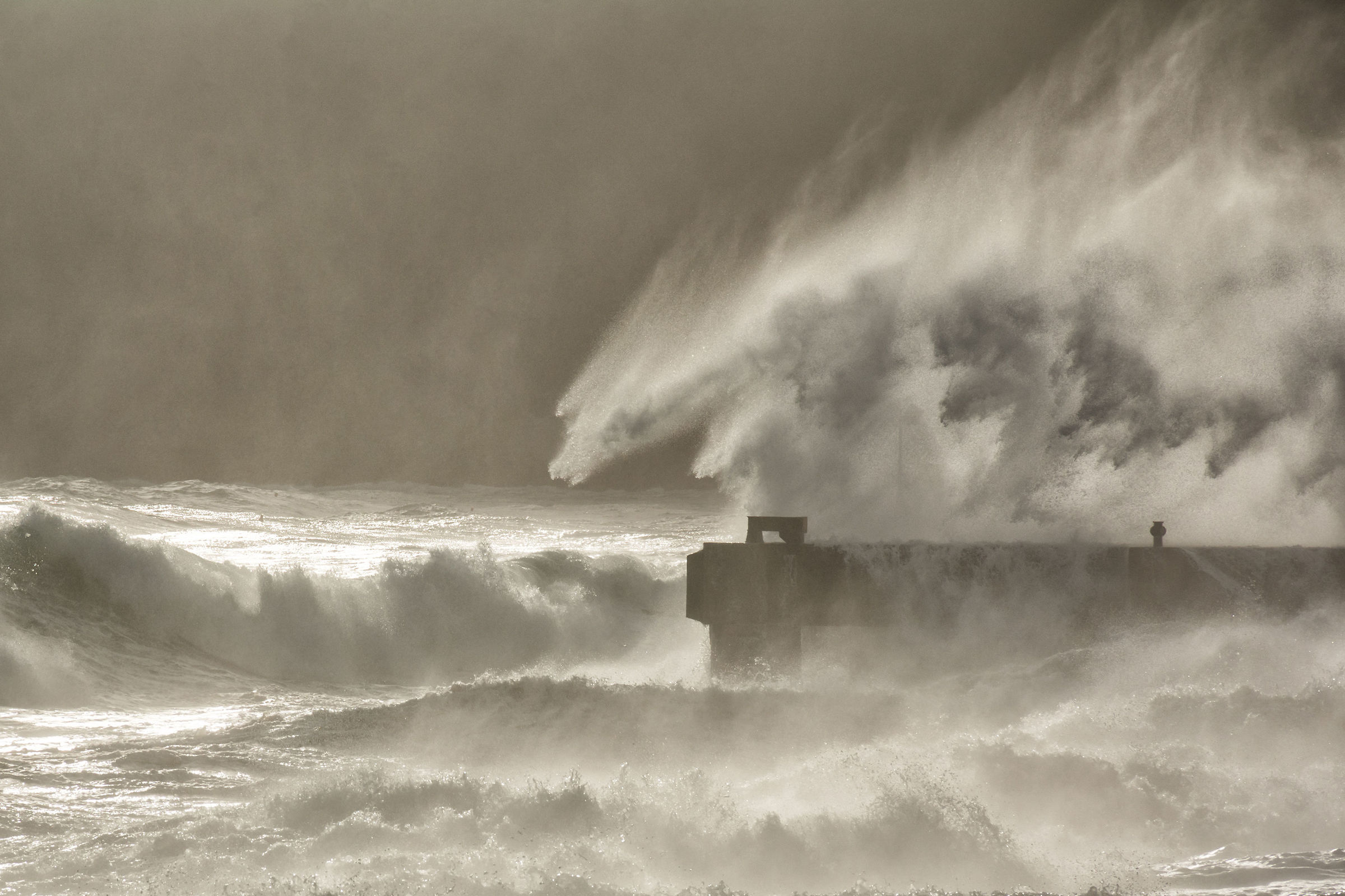 The spectacle of the storm
