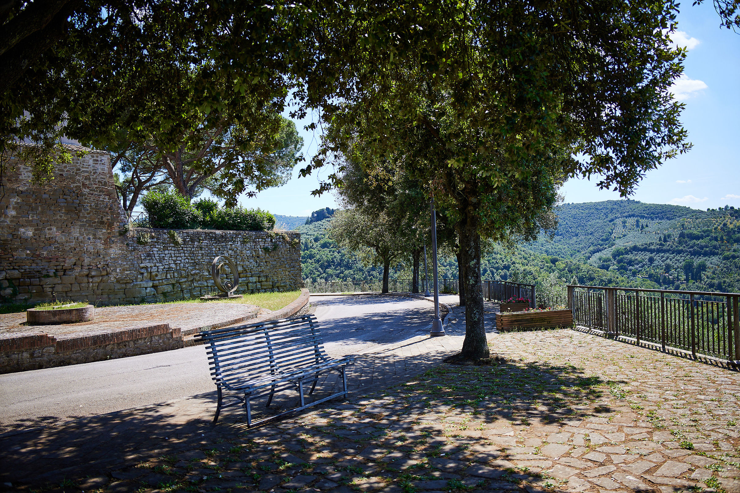 Bettona Terrace h14:24, 29°