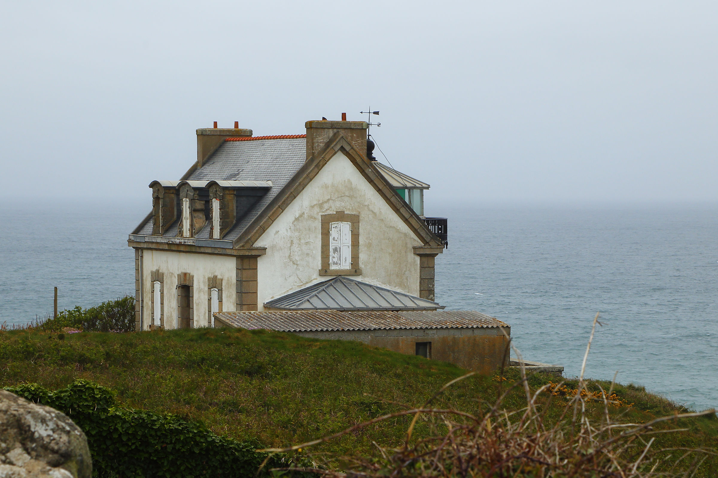 Phare by Milier