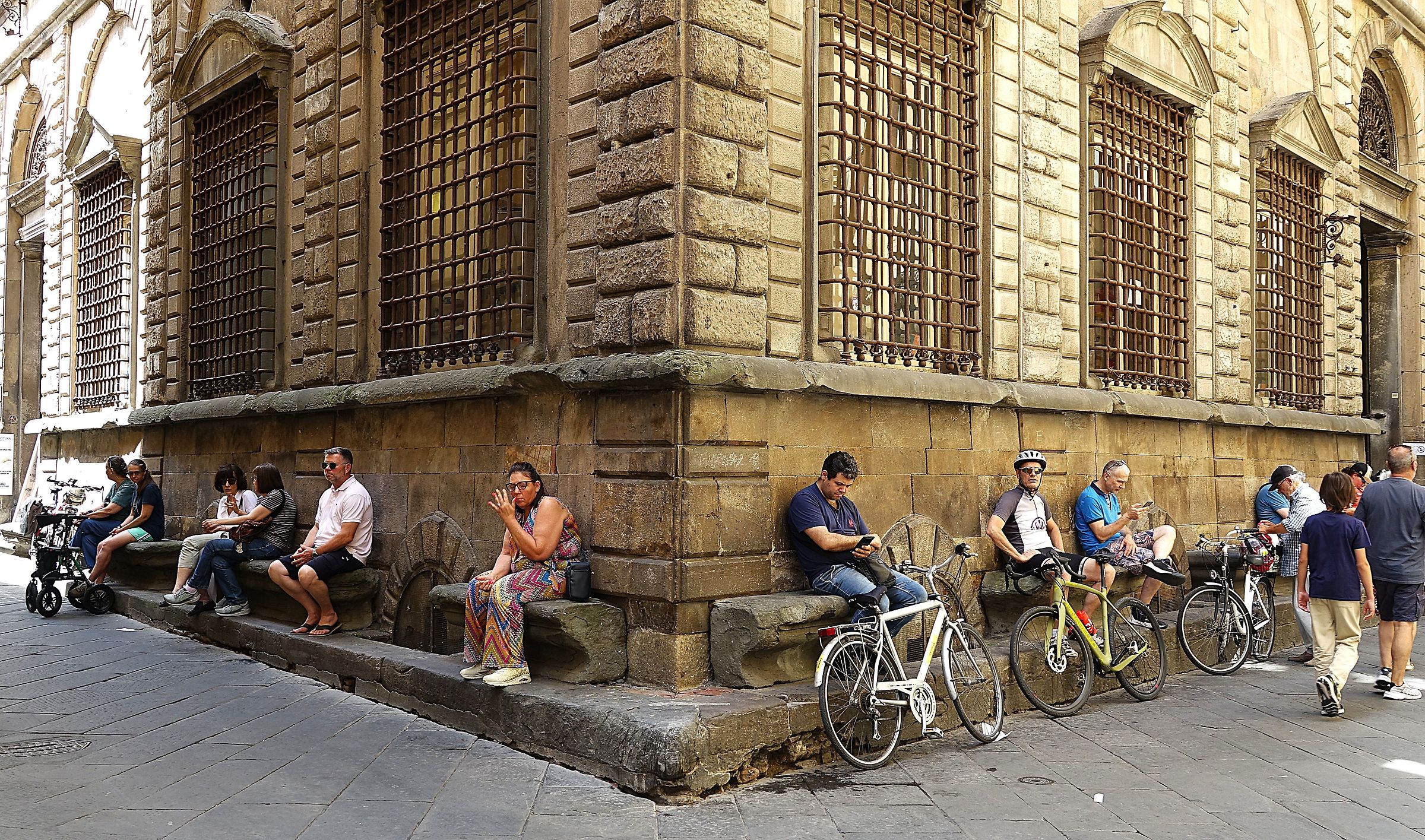 Lucca Fashion Week Corner