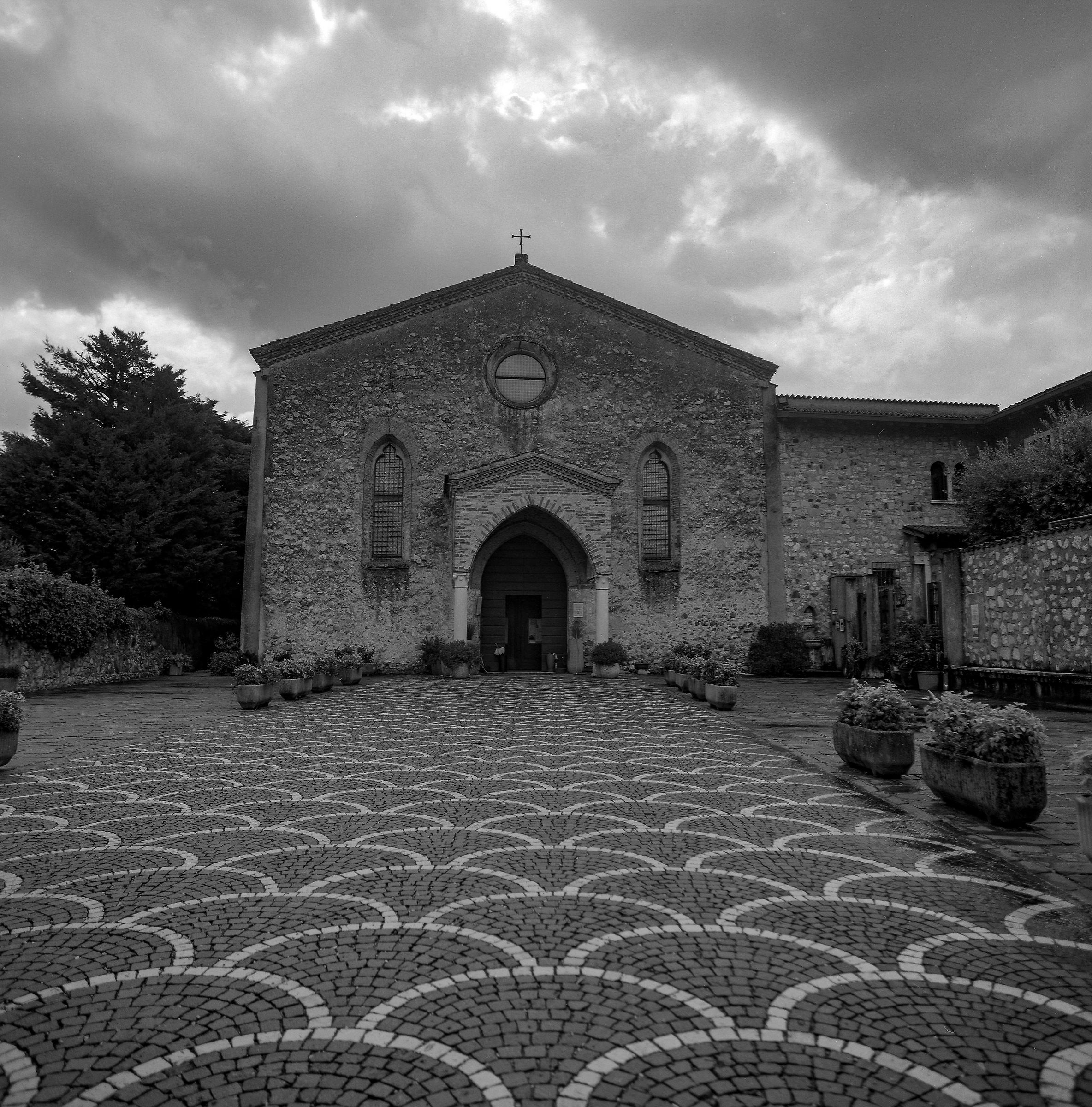 santuario della madonna del carmine s.felice .xv secolo