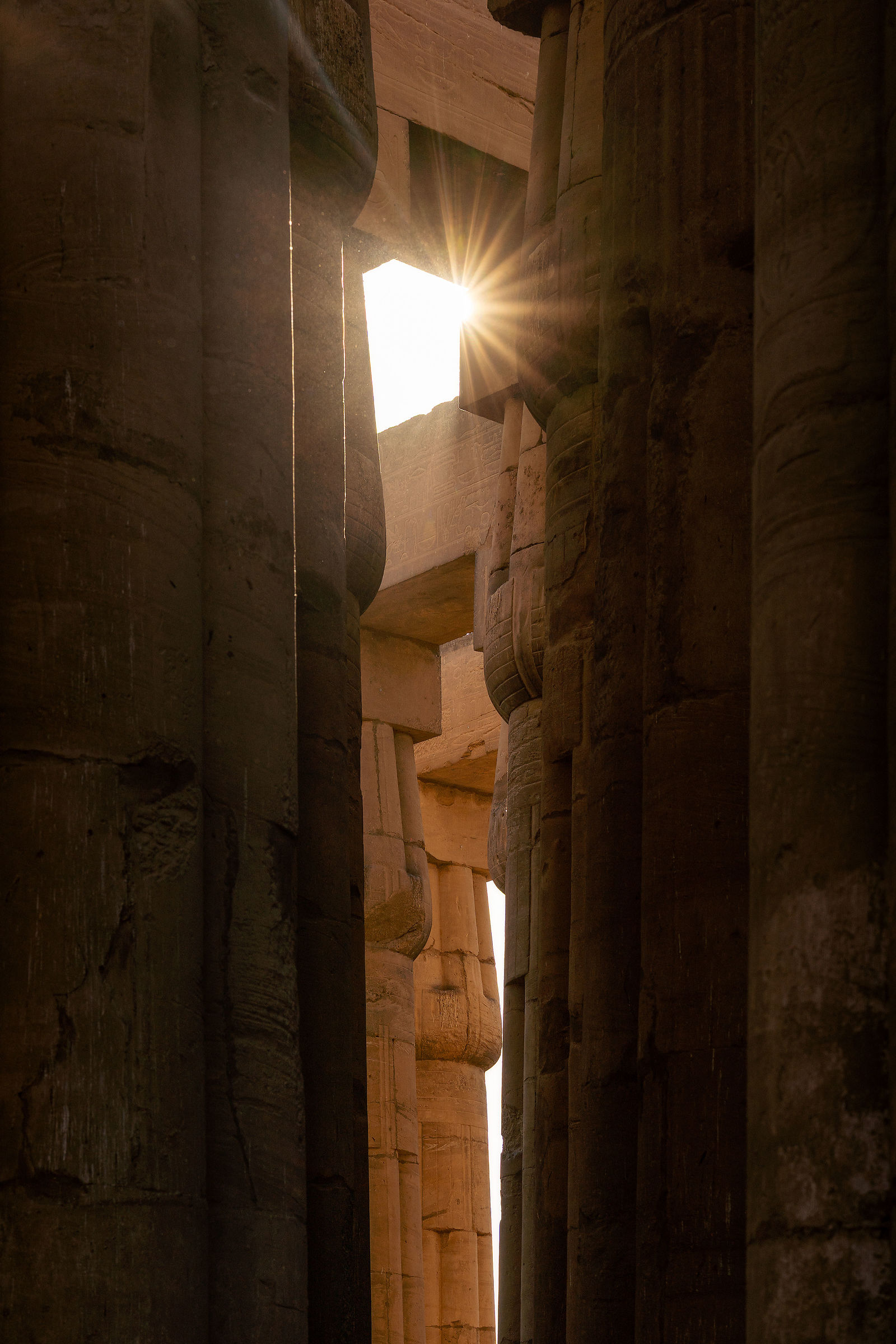 Rays through the colonnade
