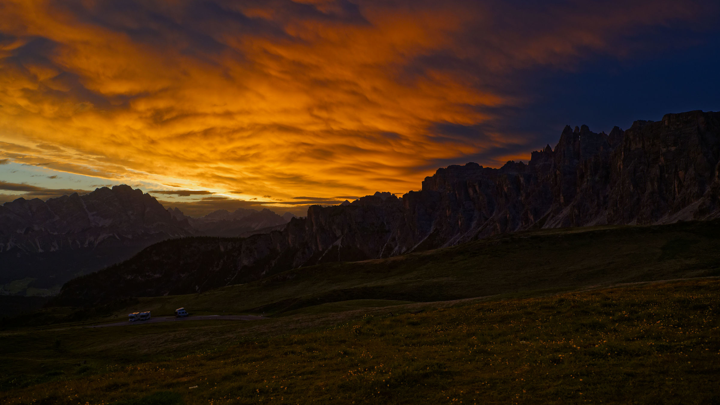 Alba sulla conca ampezzana