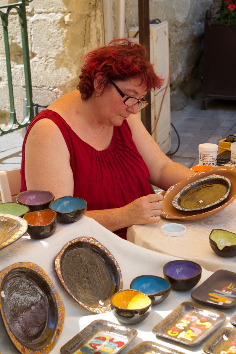 Ile Sur La Sorgue Mercato