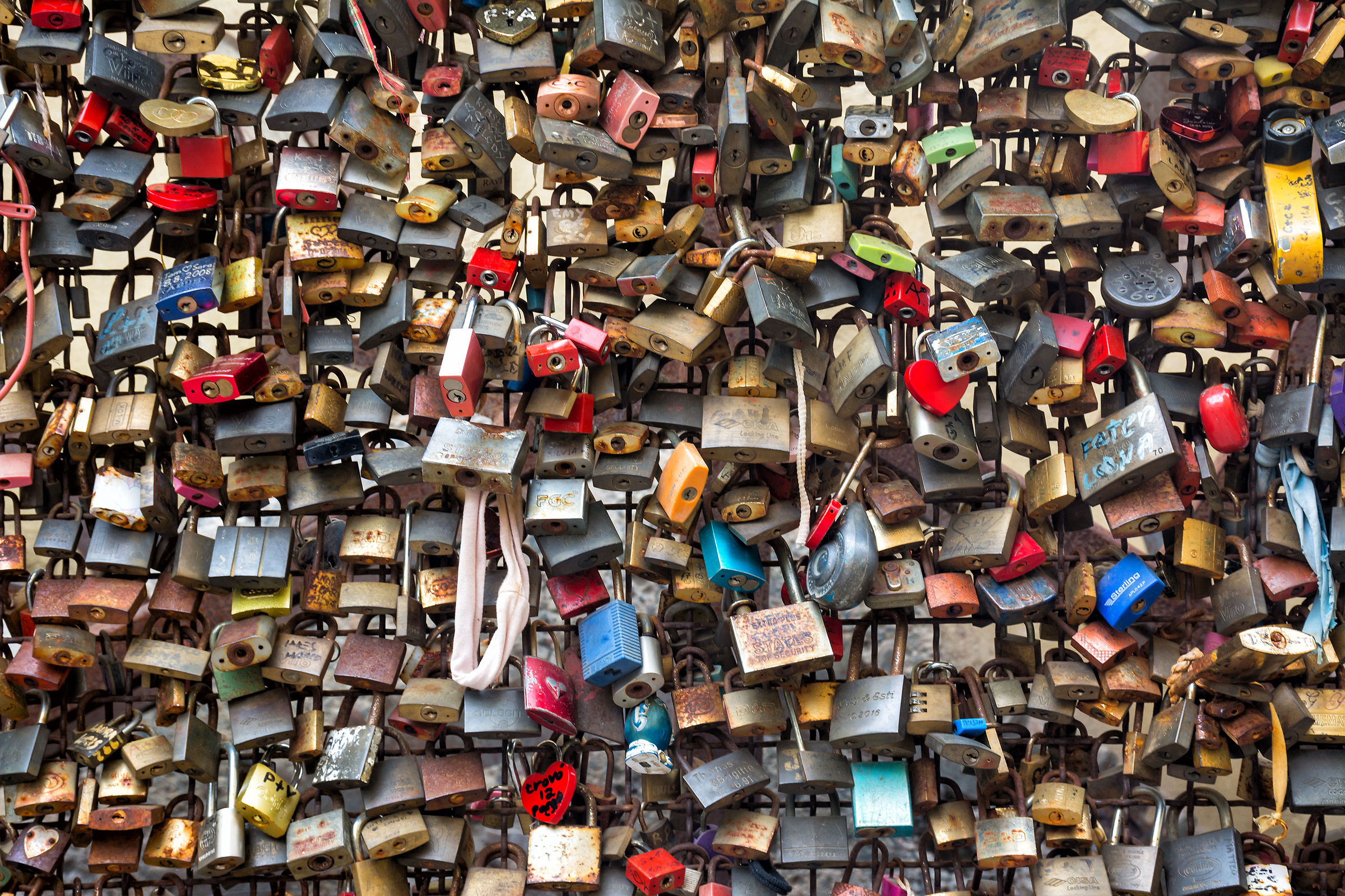 The padlocks of Borghetto