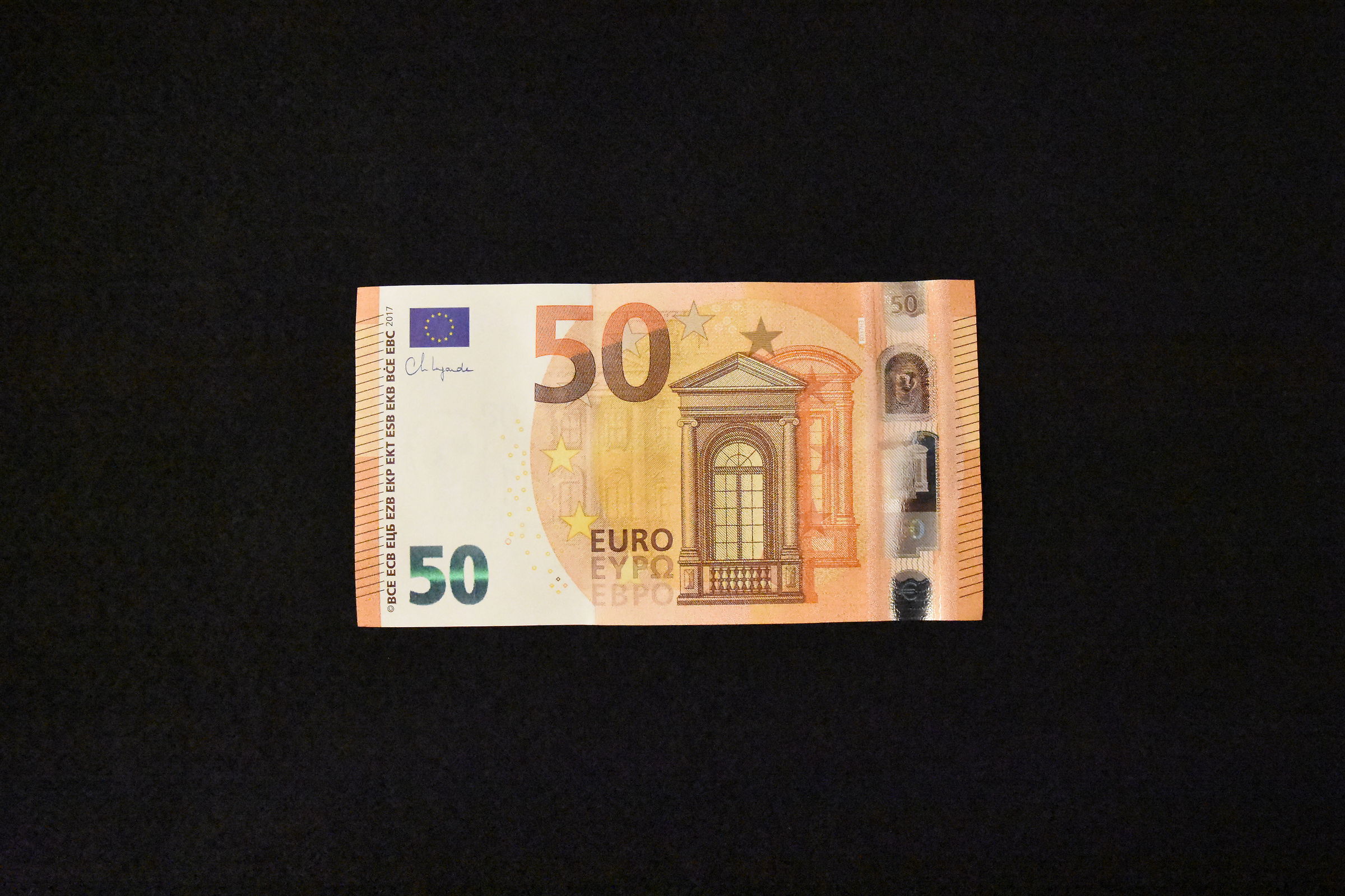 Unicum, @ " ISO 25 Thousand 600 " Nikon 24- 70 VR, D 7200