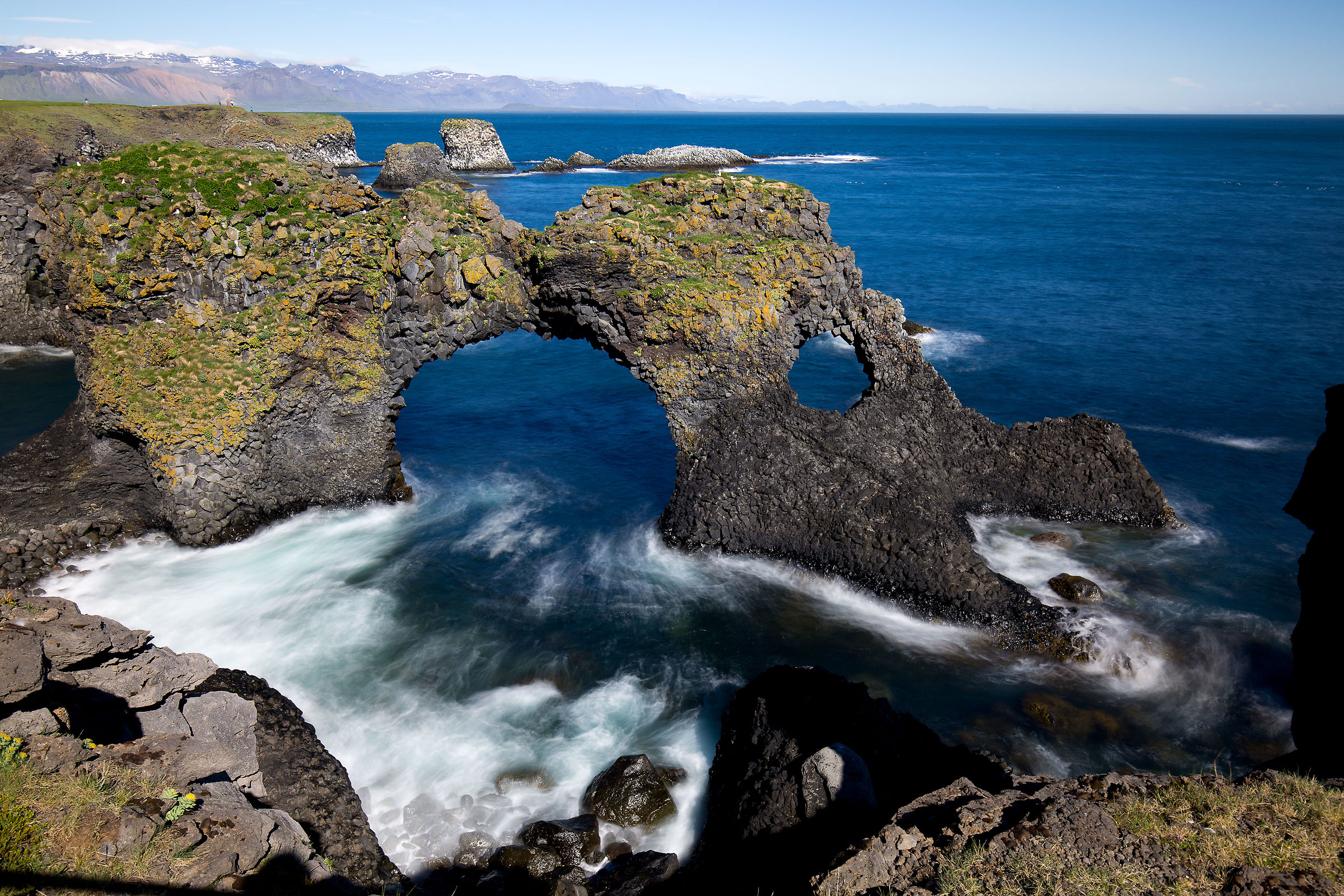 Iceland Gatklettur