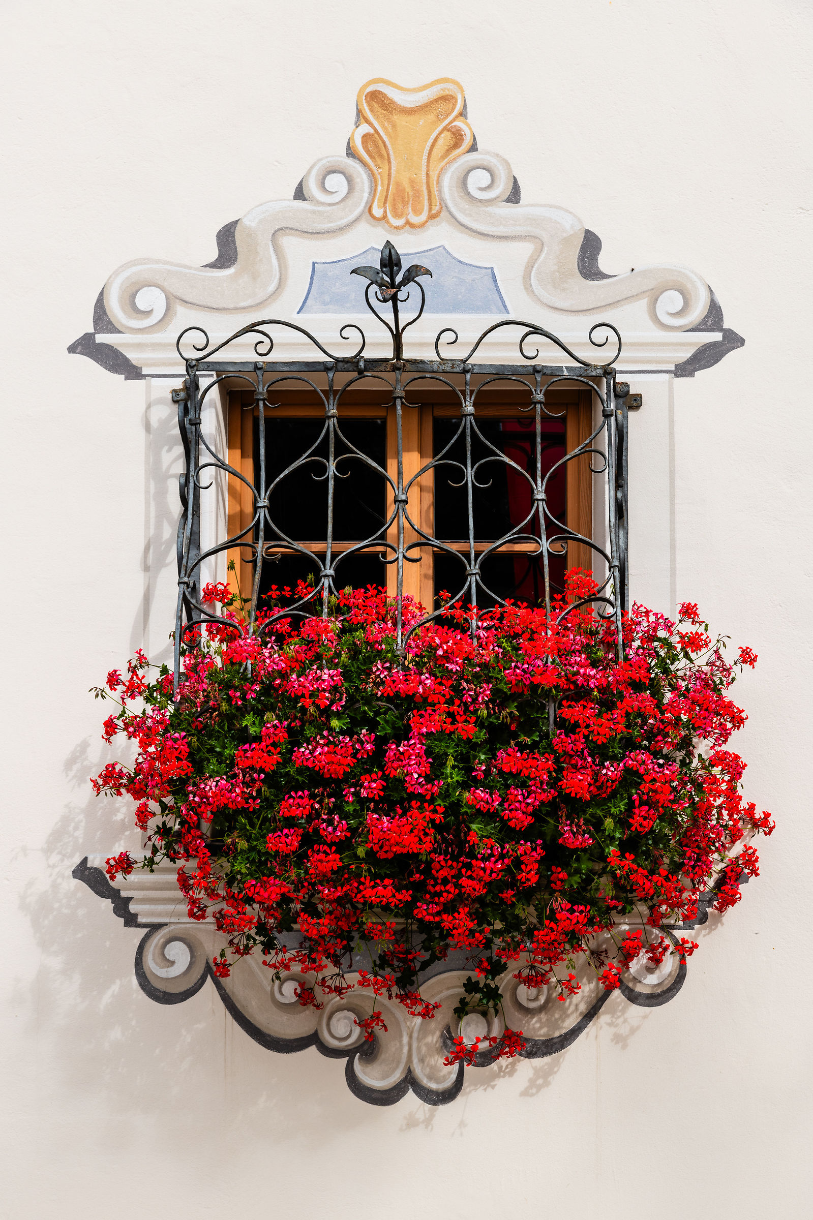 The red window