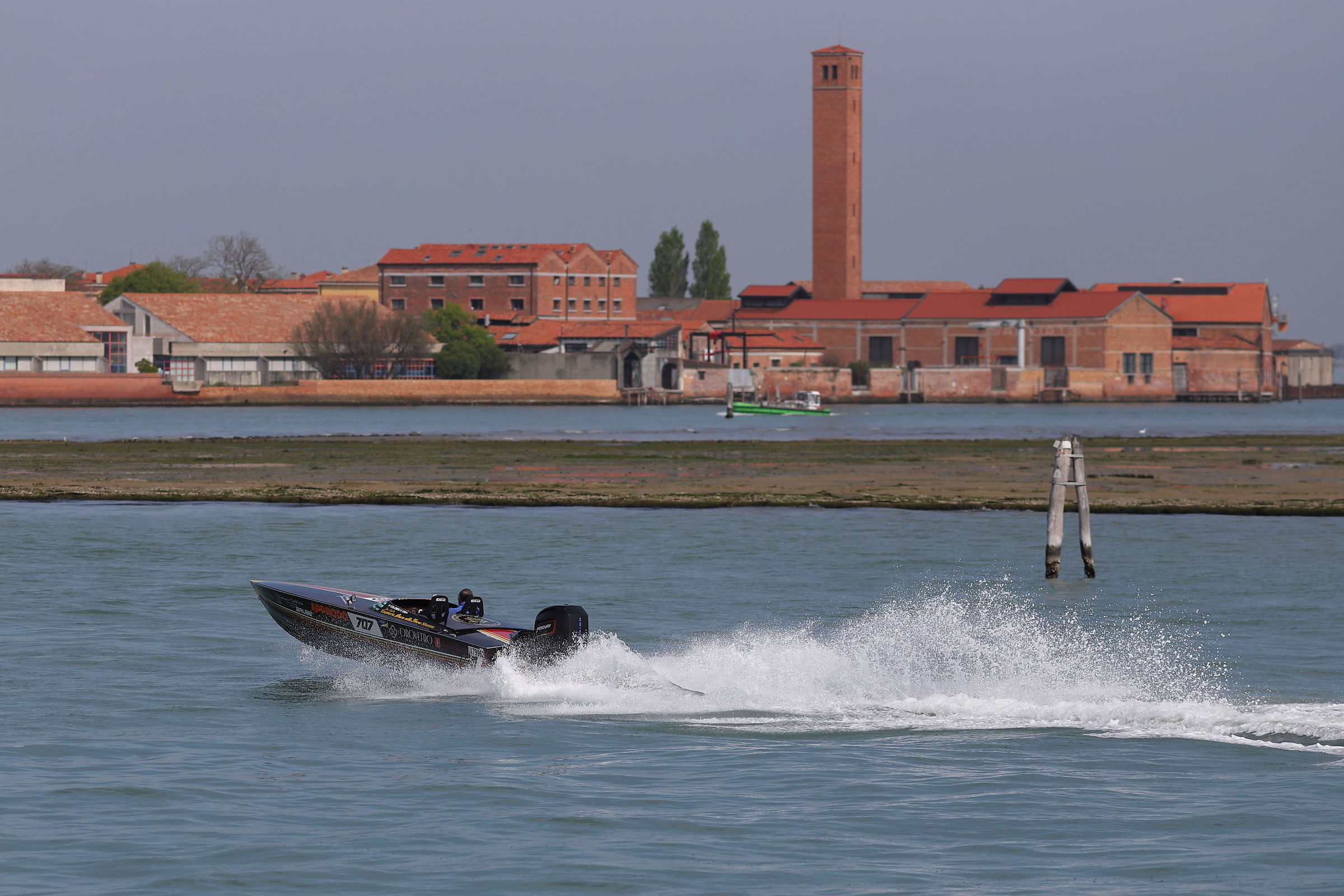Murano fast shipping