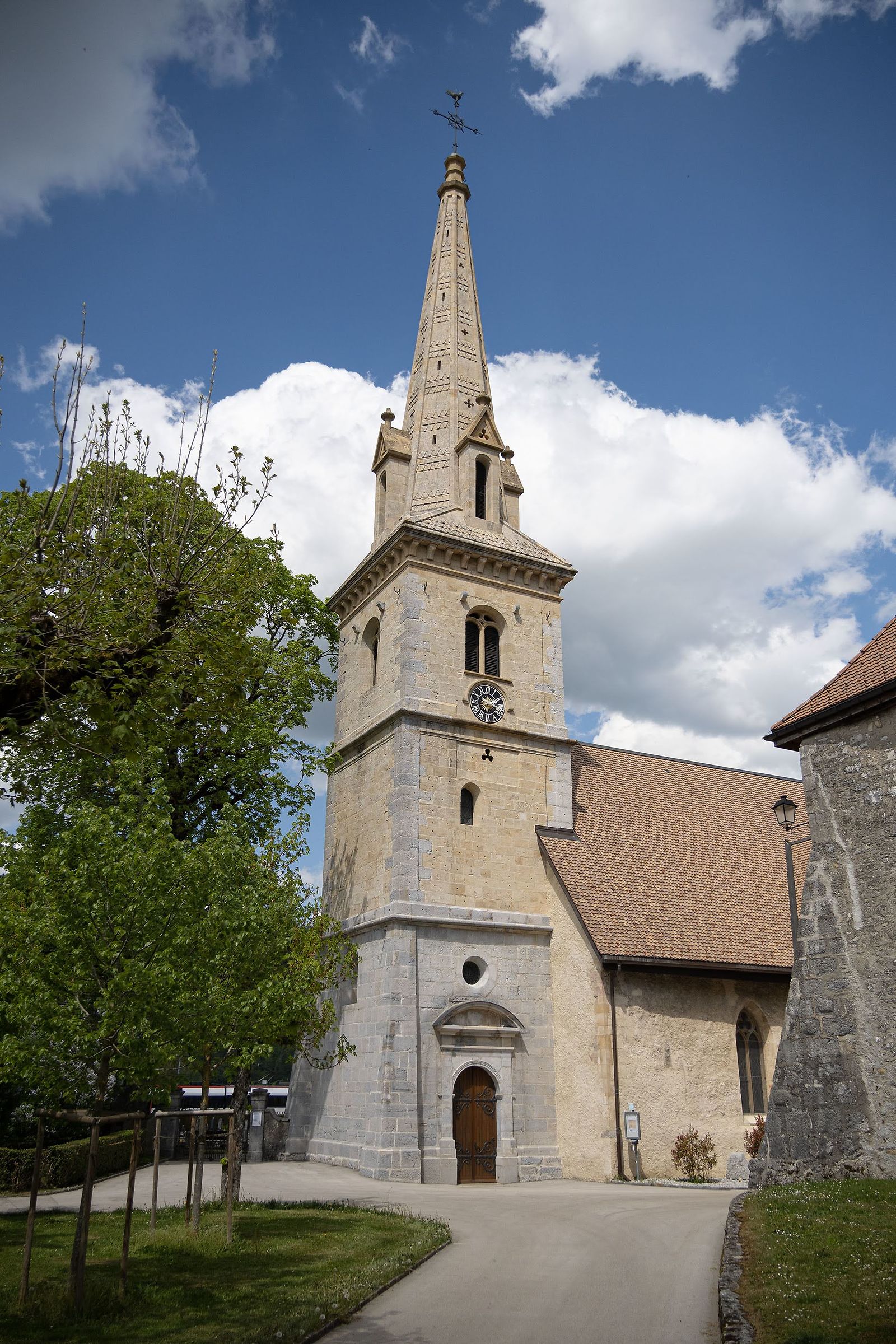 Chiesa di Môtiers, Val-de-Travers, NE, Svizzera