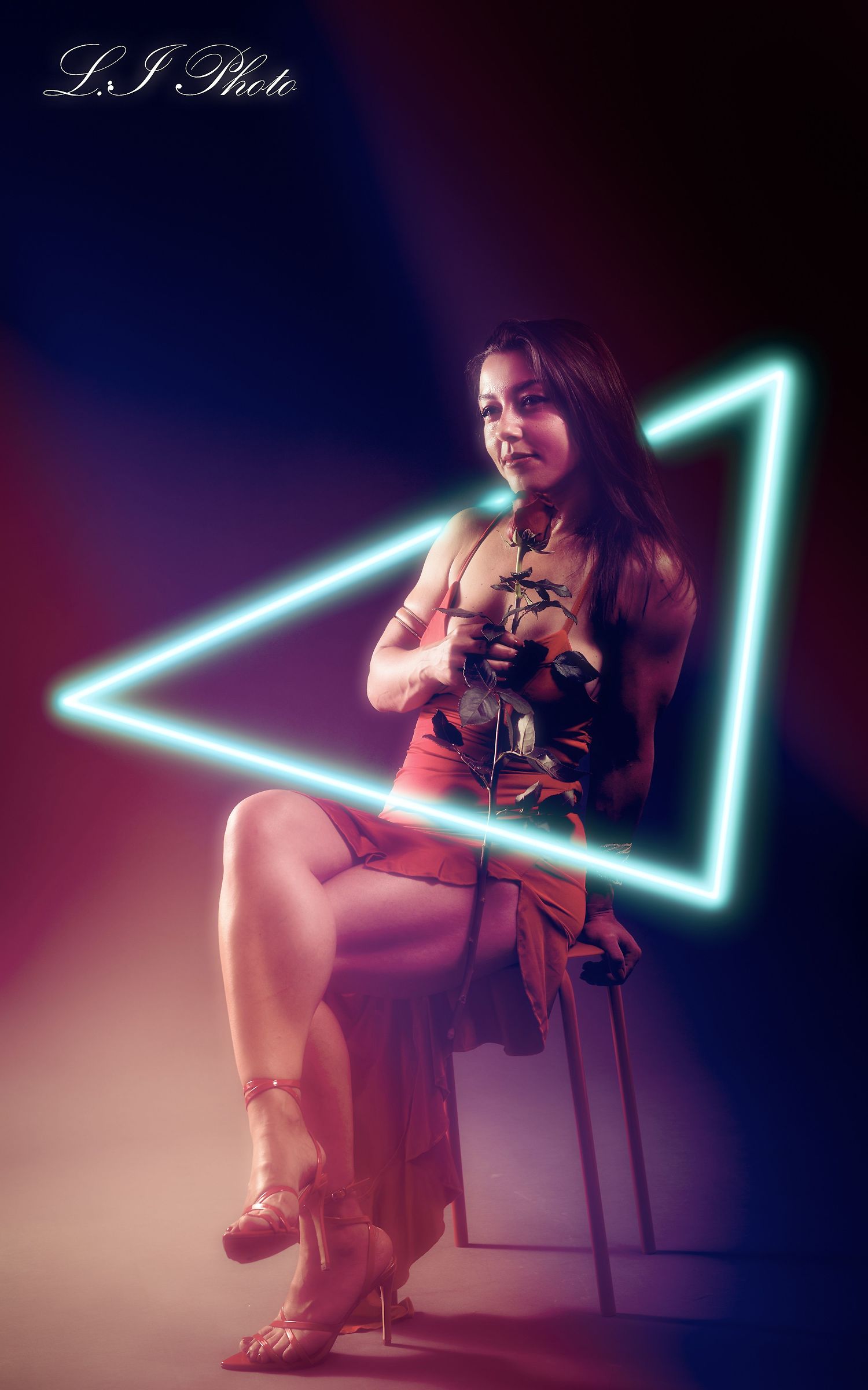 Laura neon effect