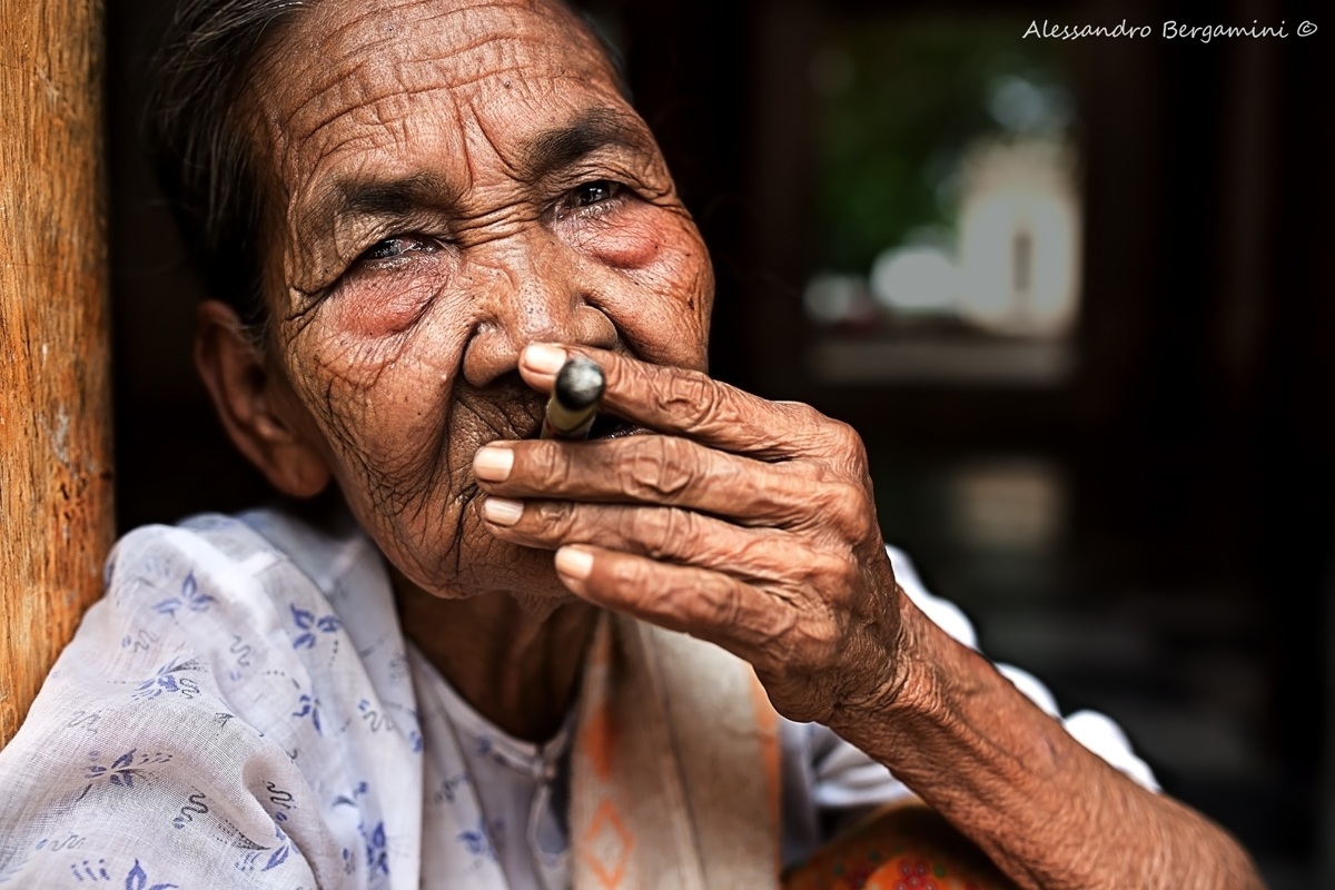 fumatrice birmana (effetto dragan)