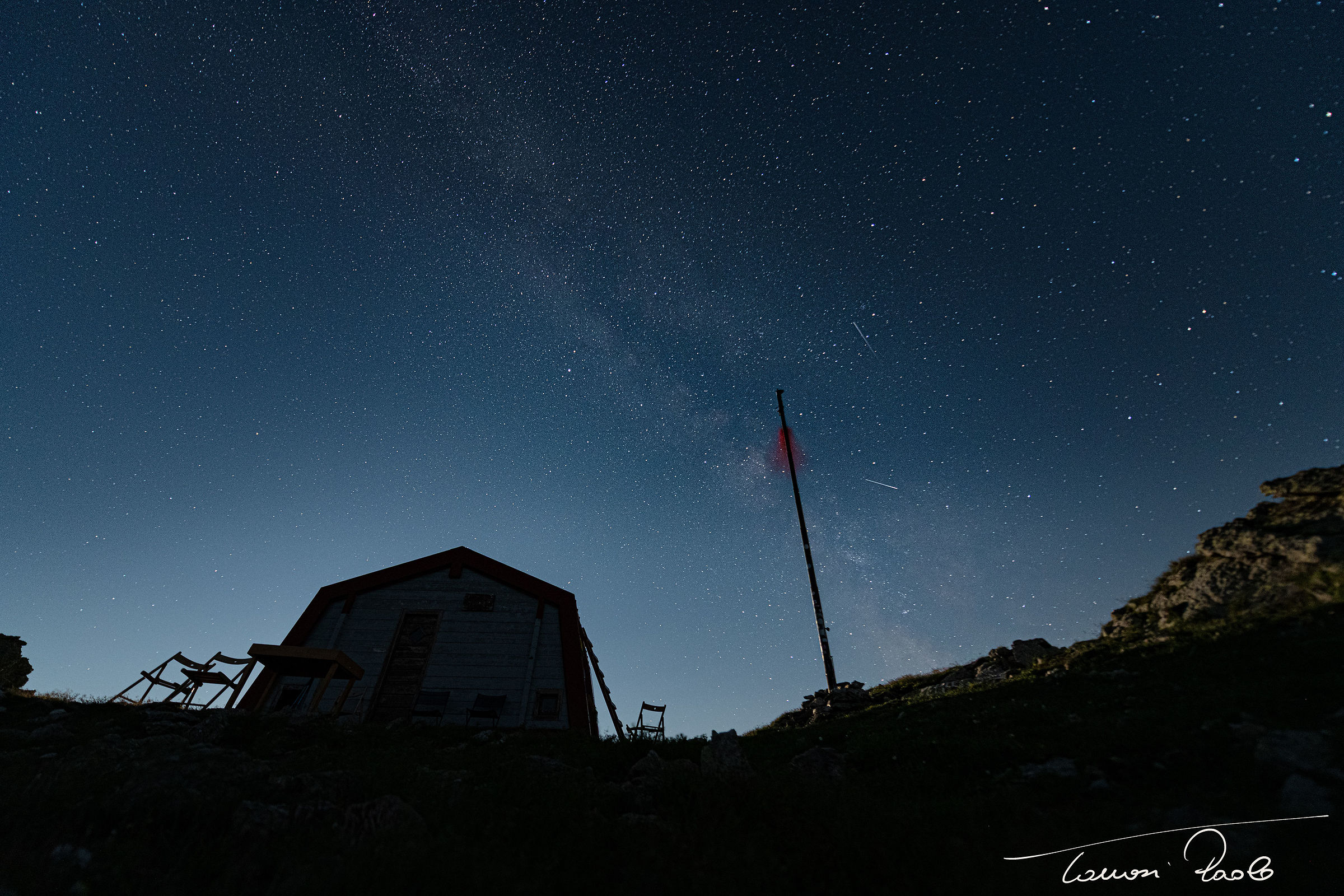 David bivouac framed by the Milky Way