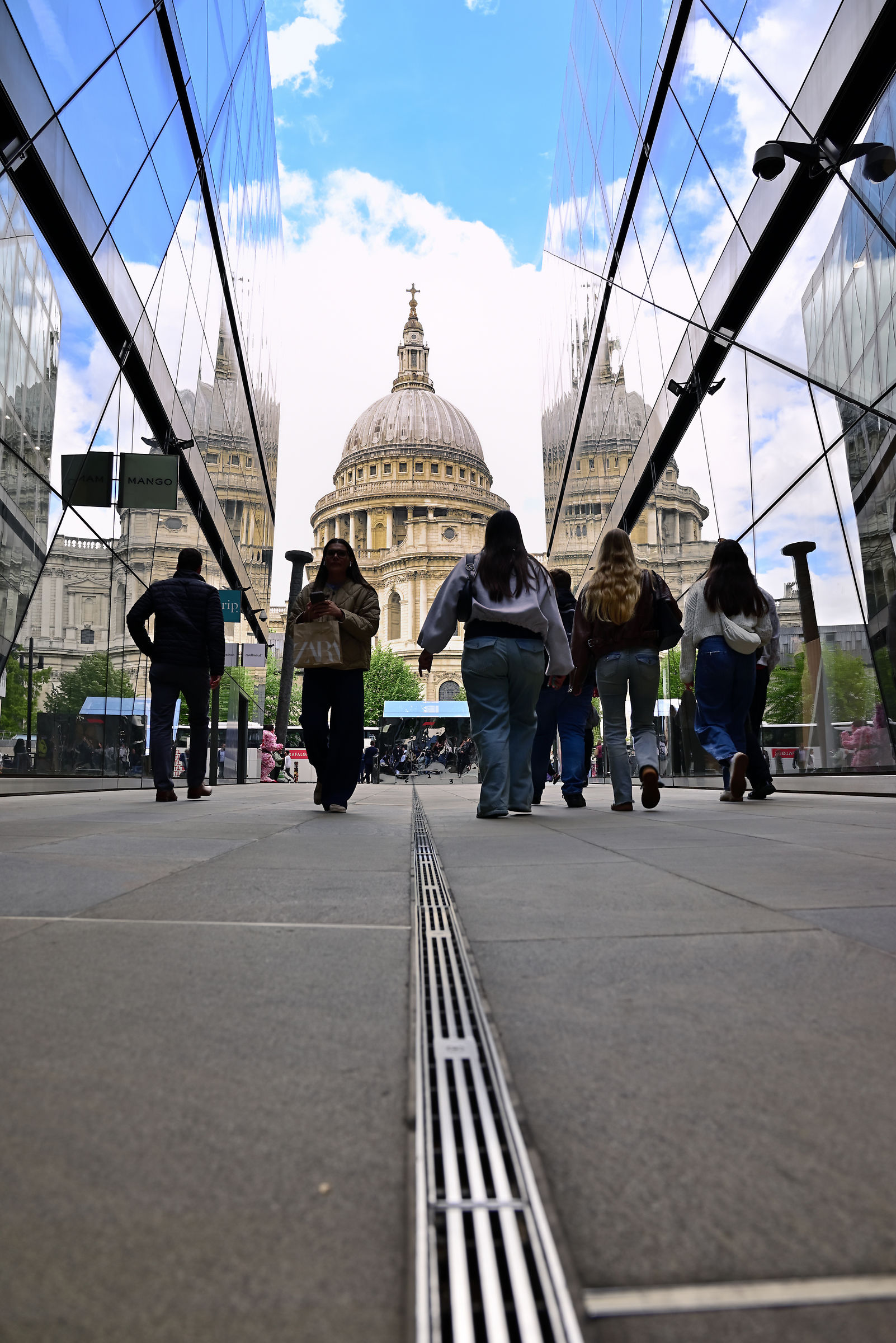 St. Paul's Cathedral - from - One New Change