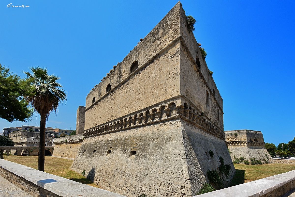 Castello Svevo, punti di vista... 4