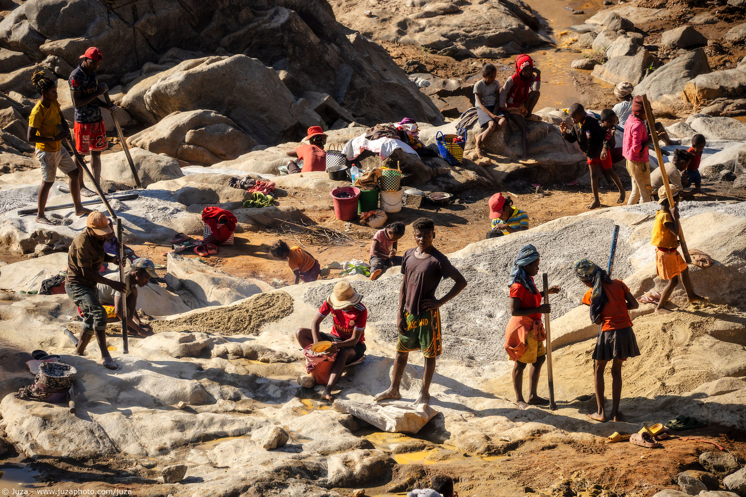 Alla ricerca di minerali preziosi