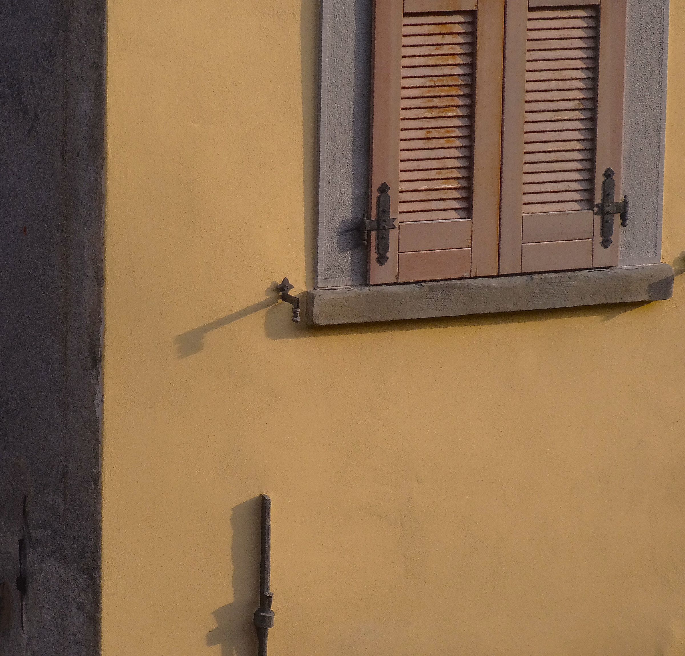 singolare posto per appendere le chiavi