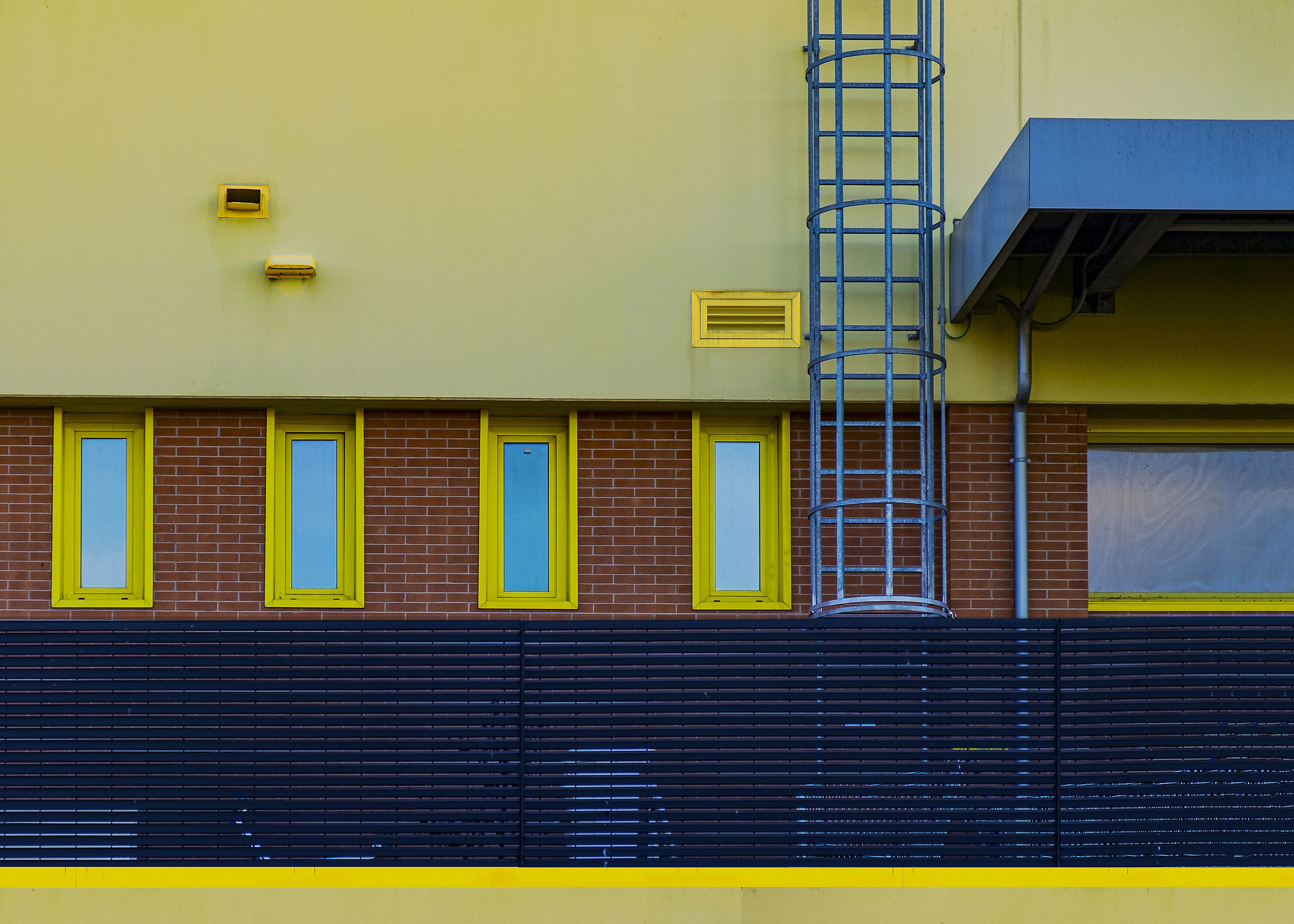 Giallo-blu.
