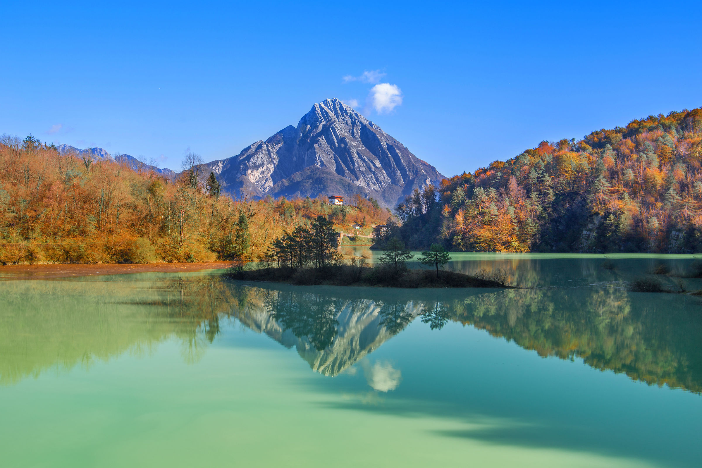 Il lago