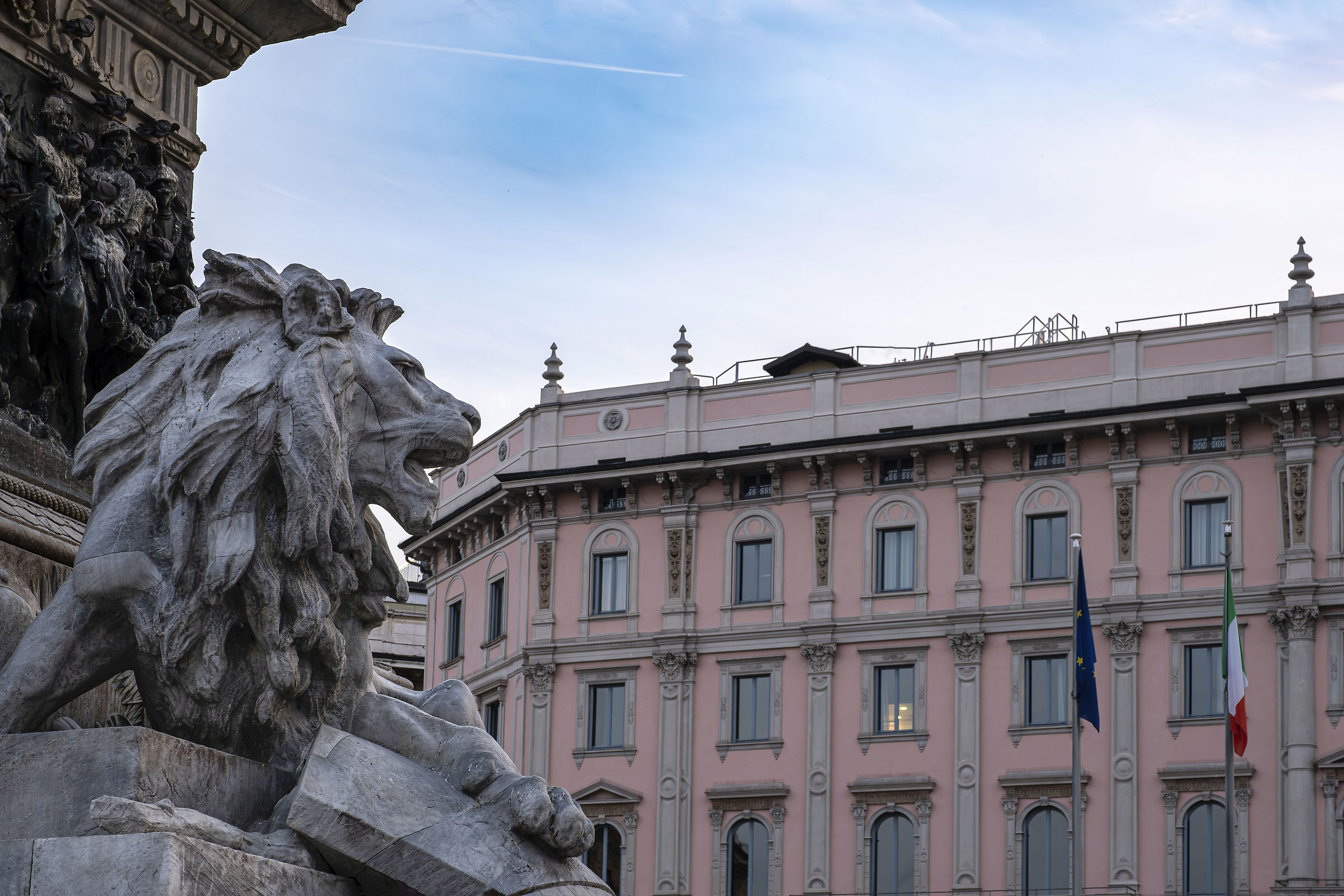 Leoni a Milano.(1)