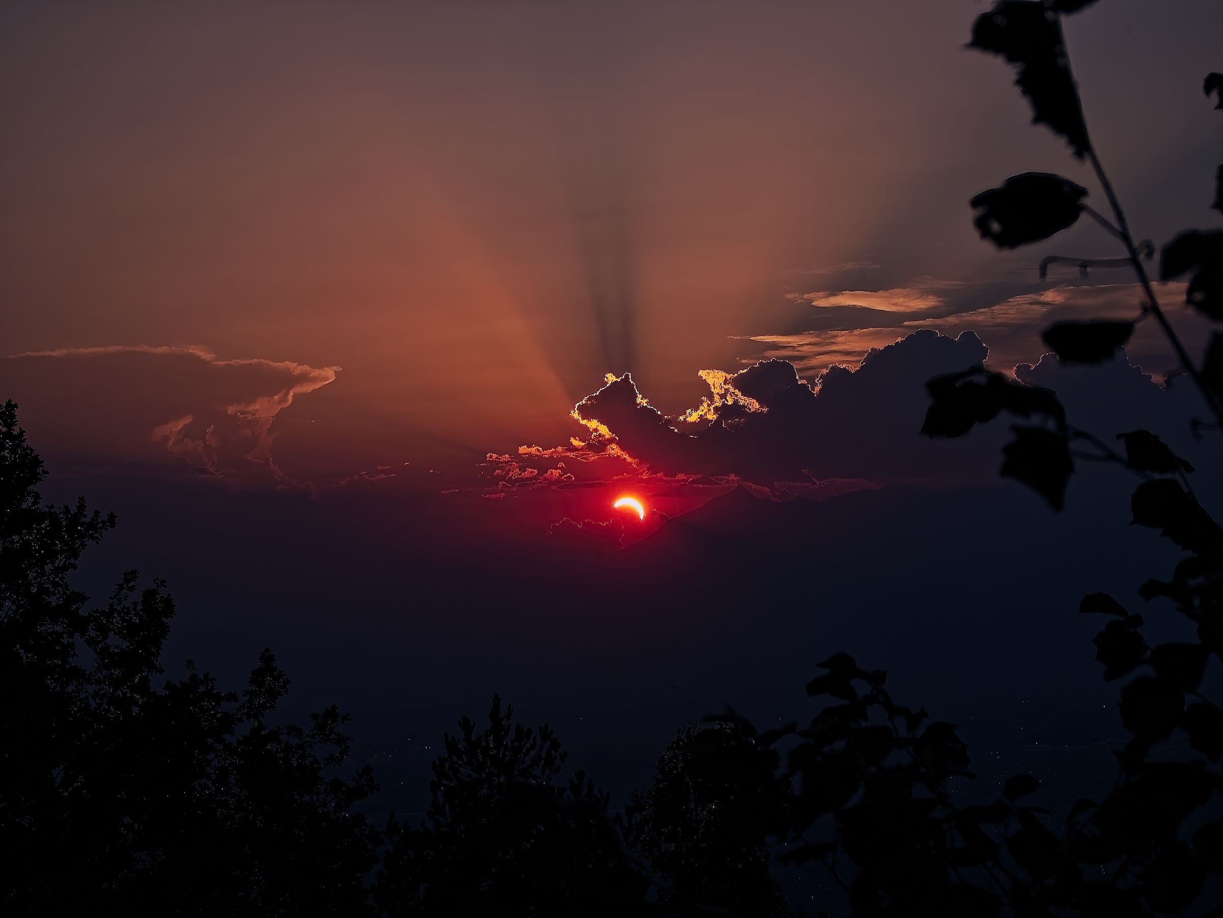 Eclissi sulle Alpi 2