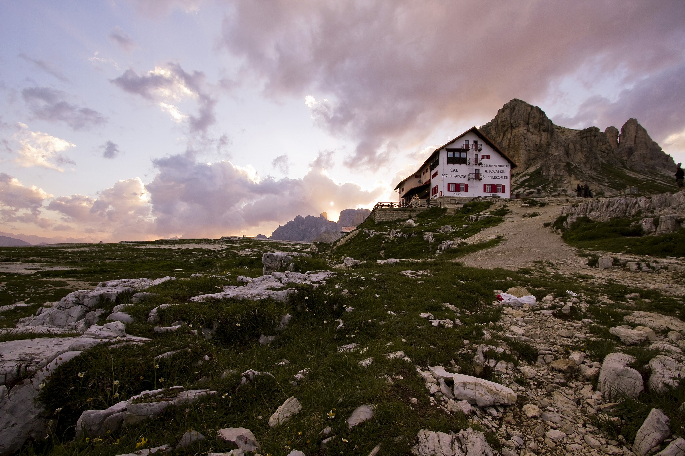 Tramonto rif. Locatelli