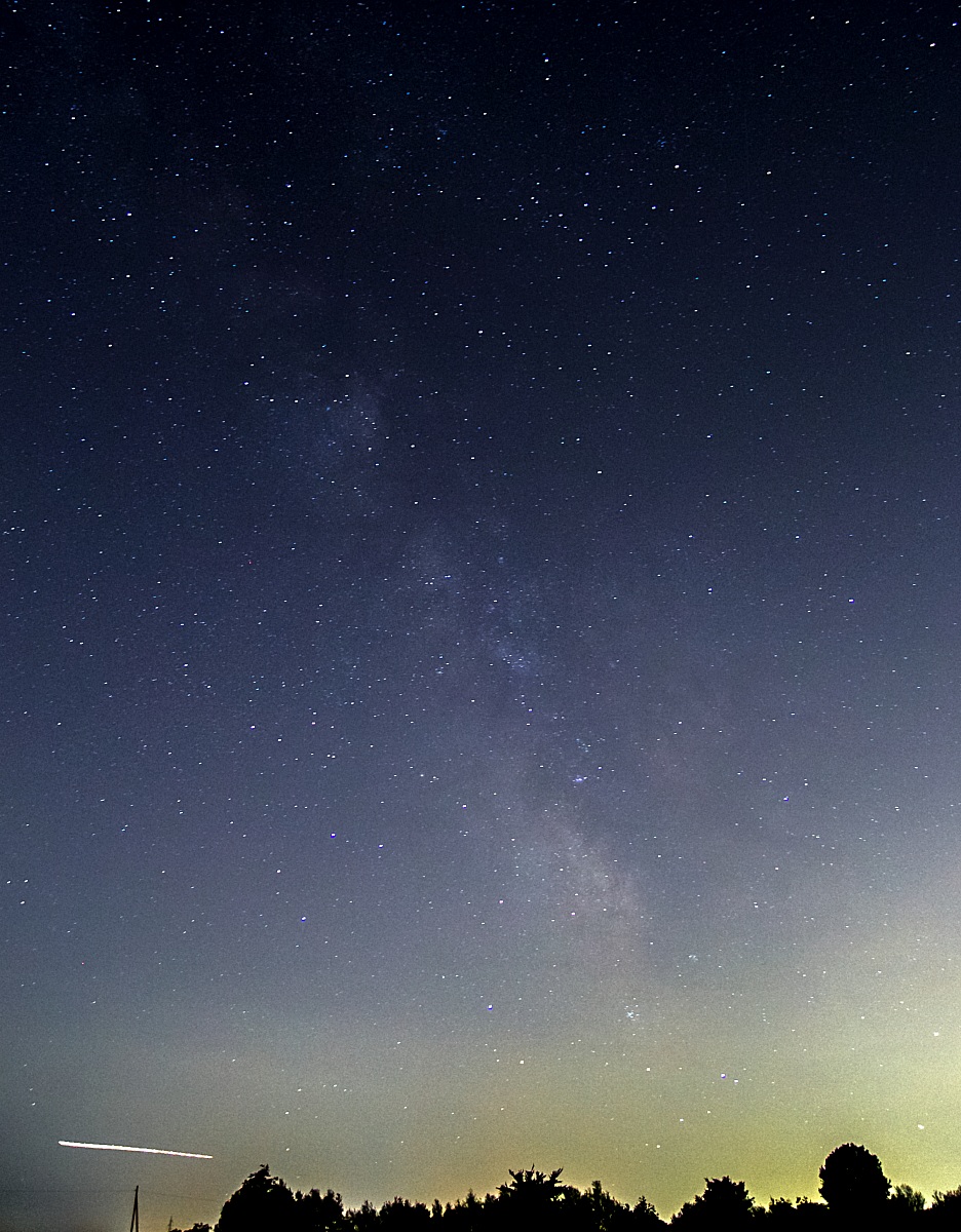 Milky Way over the countryside