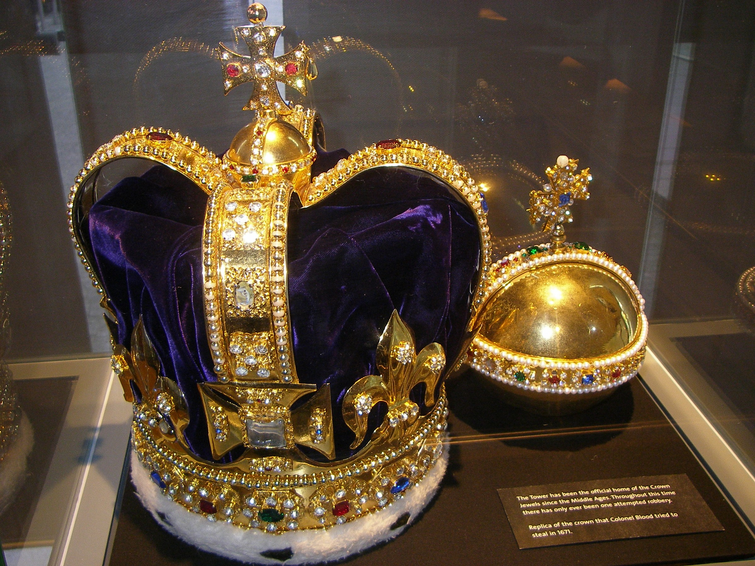 A crown of the Queen of England