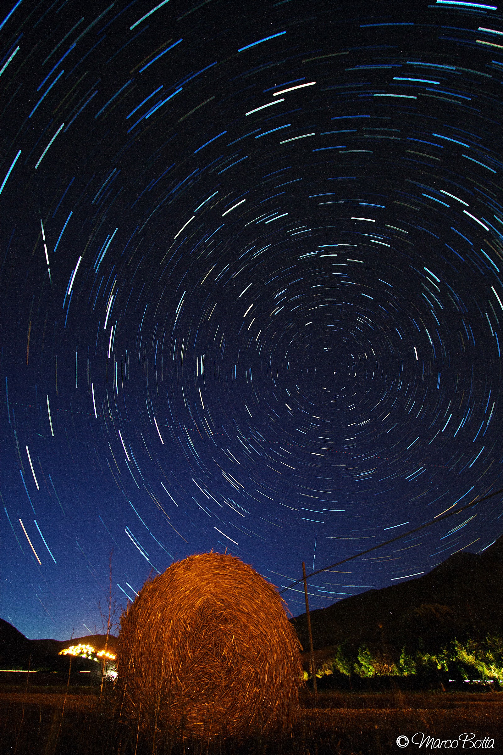 Startrail con balla di fieno p. 1