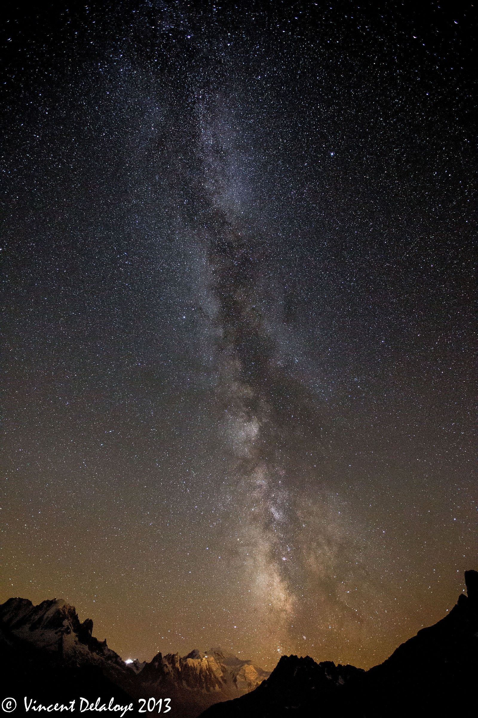 Via Lattea e il Monte Bianco