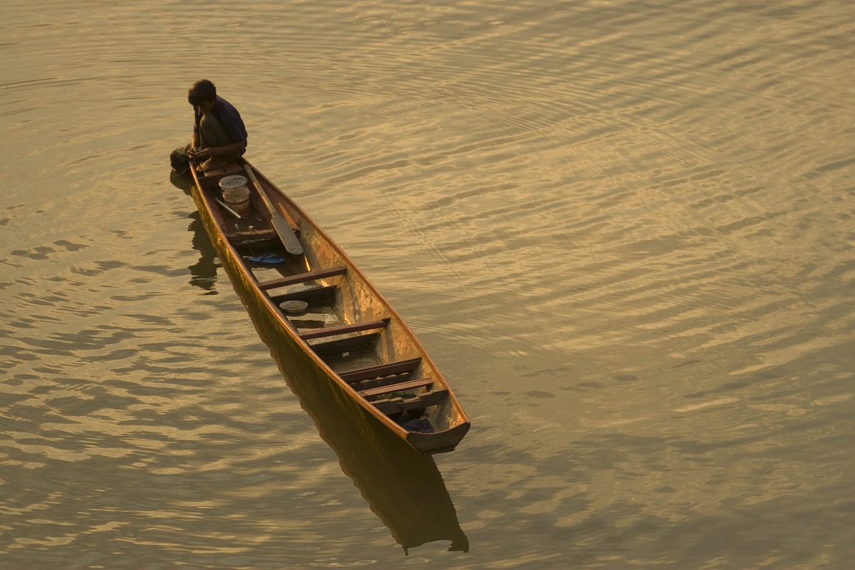 pescatore laotiano