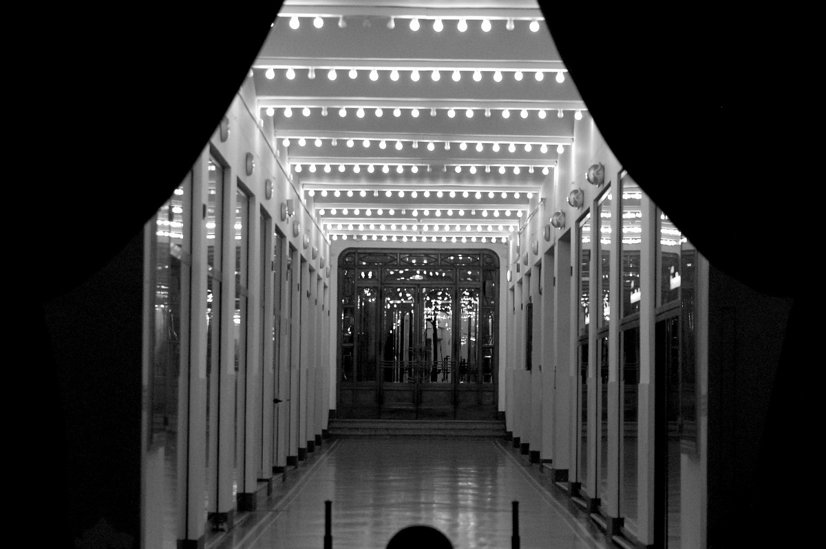 Gallery Teatro Carani