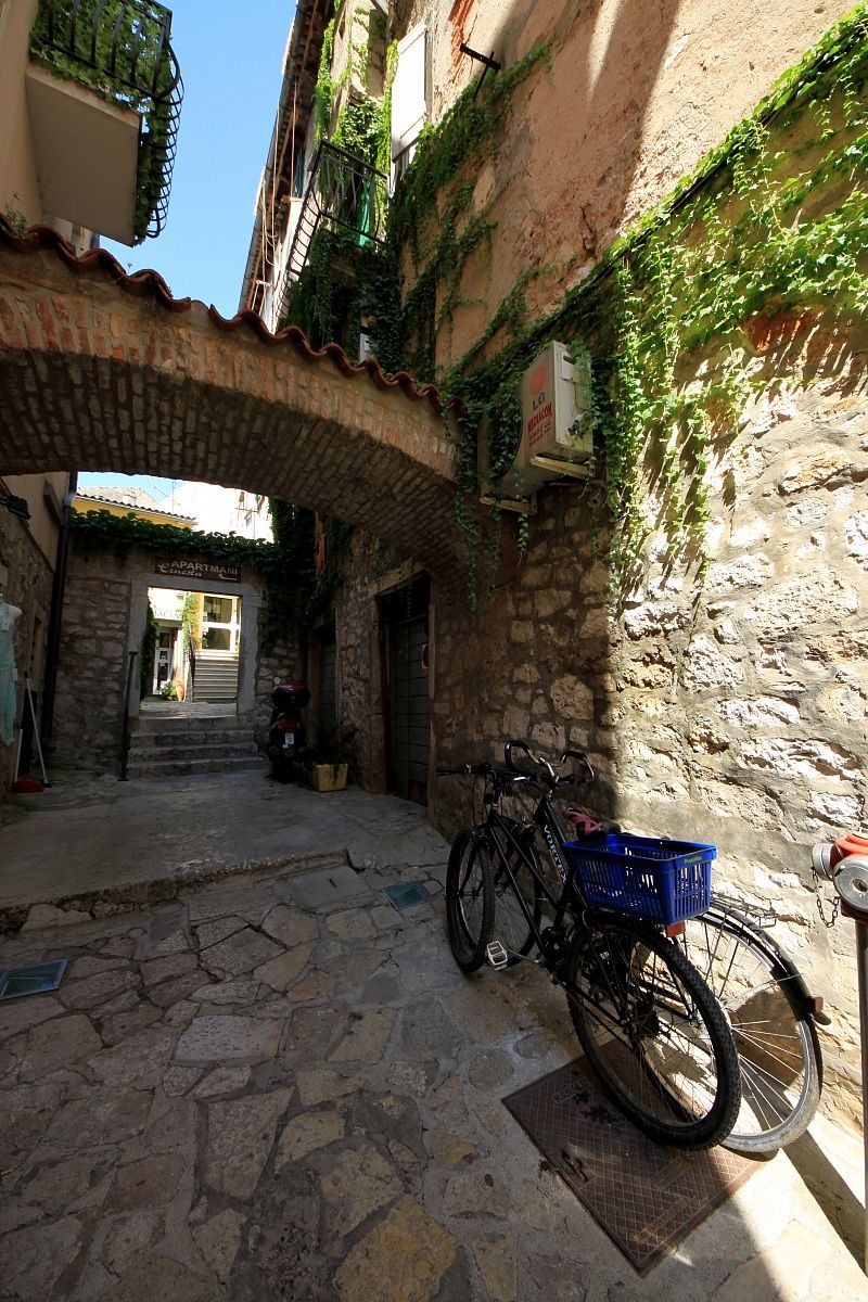 alleys in Rovinj