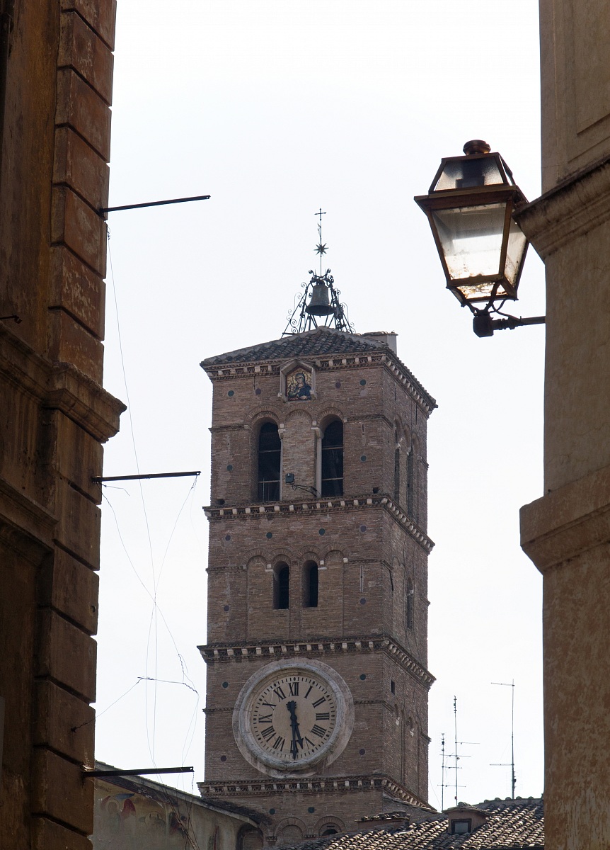 Campanile di S. Maria in Trastevere