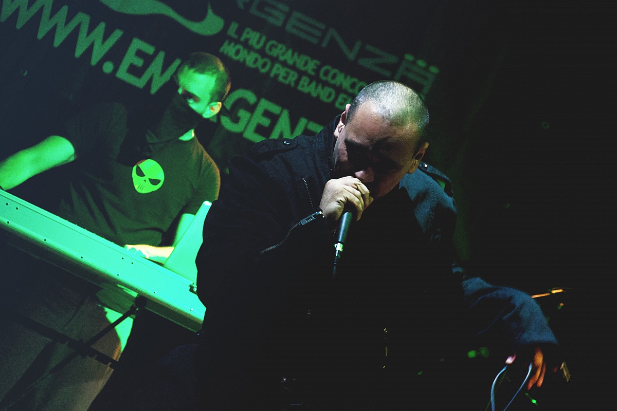 ear injury // emergenza contest, napoli, 15.06.13