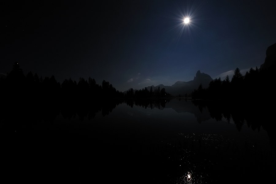Luna sul Lago Federa