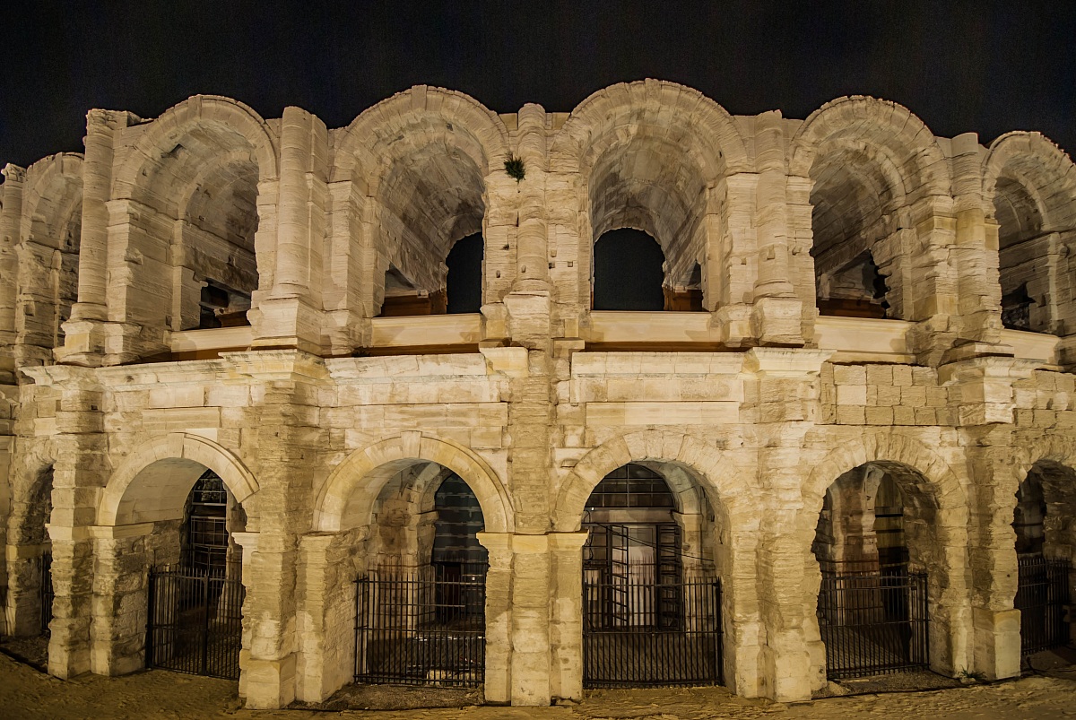 Arena di Arles