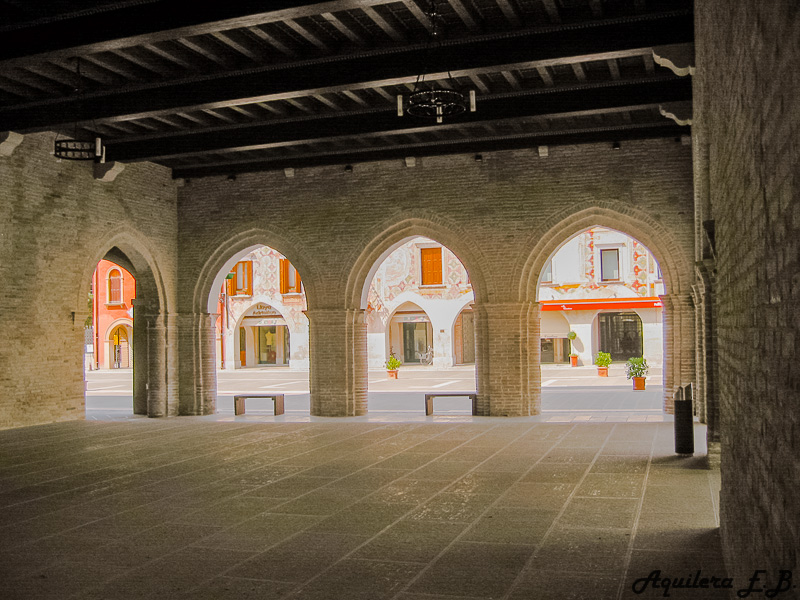 Antica loggia San Vito al Tagliamento (pn)